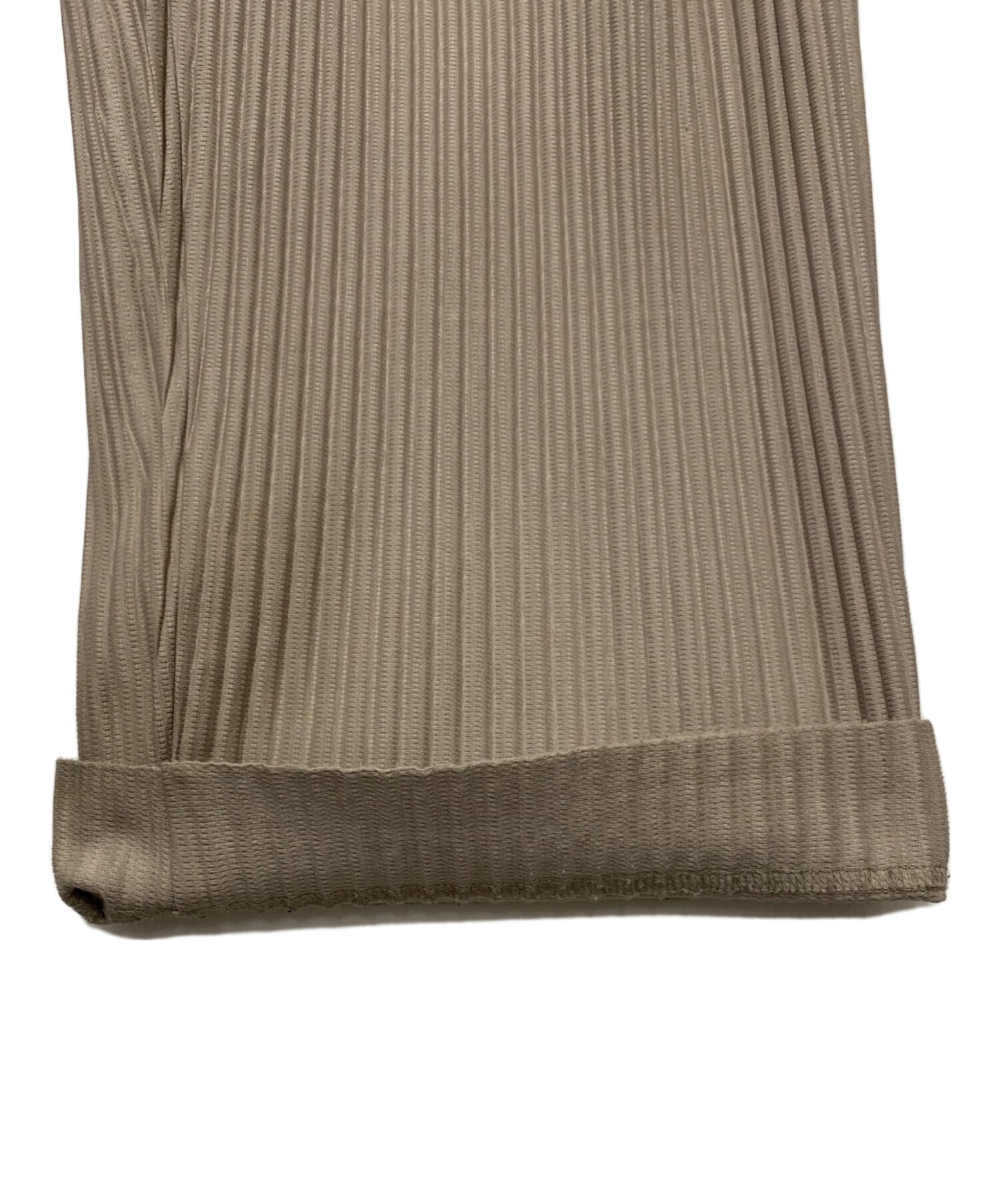 [Pre-owned] HOMME PLISSE ISSEY MIYAKE Pleated tapered pants HP23JF158