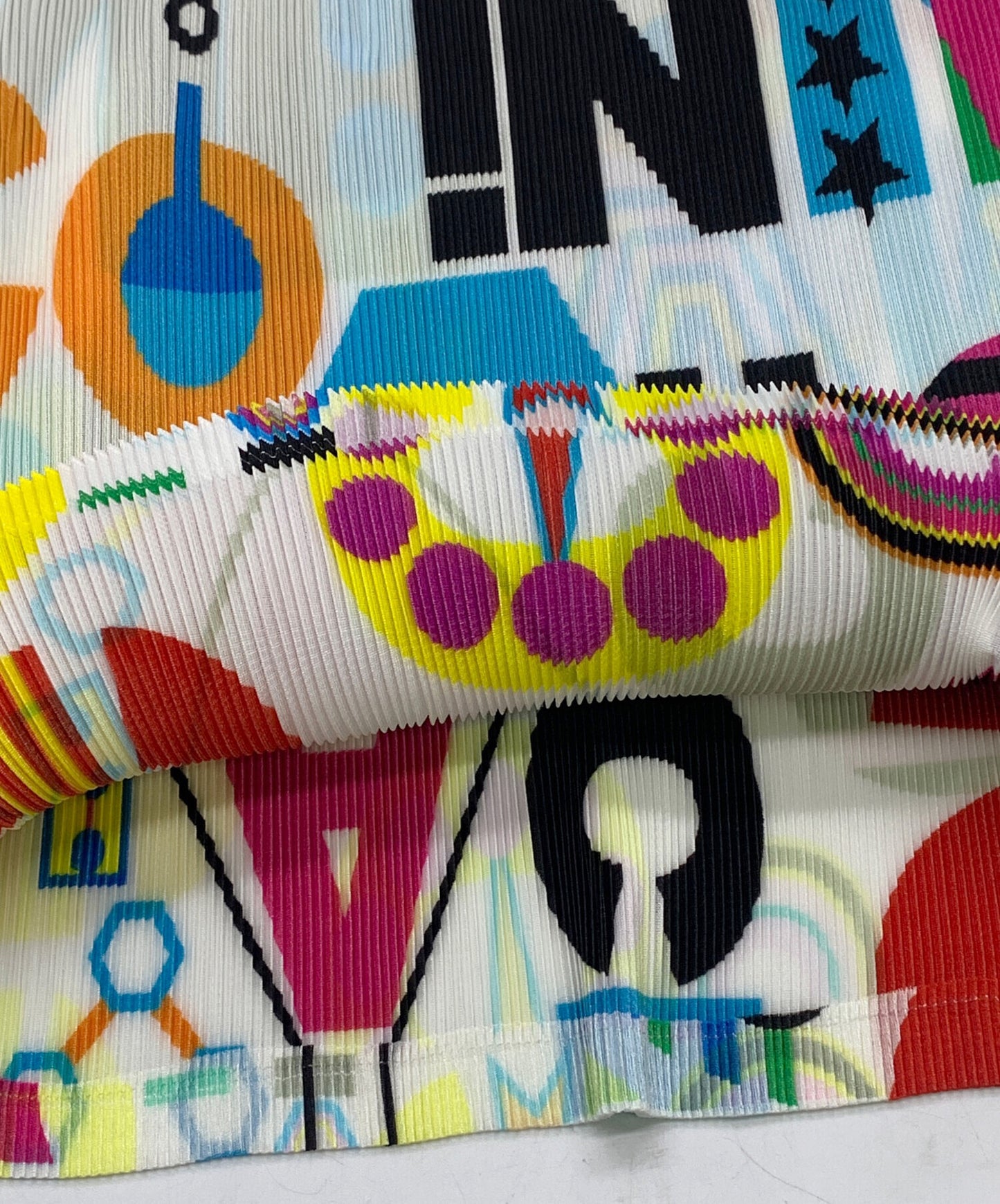 [Pre-owned] PLEATS PLEASE PLEATS PLEASE Pleated Tank Top Typographic Print Mist PP81FK391