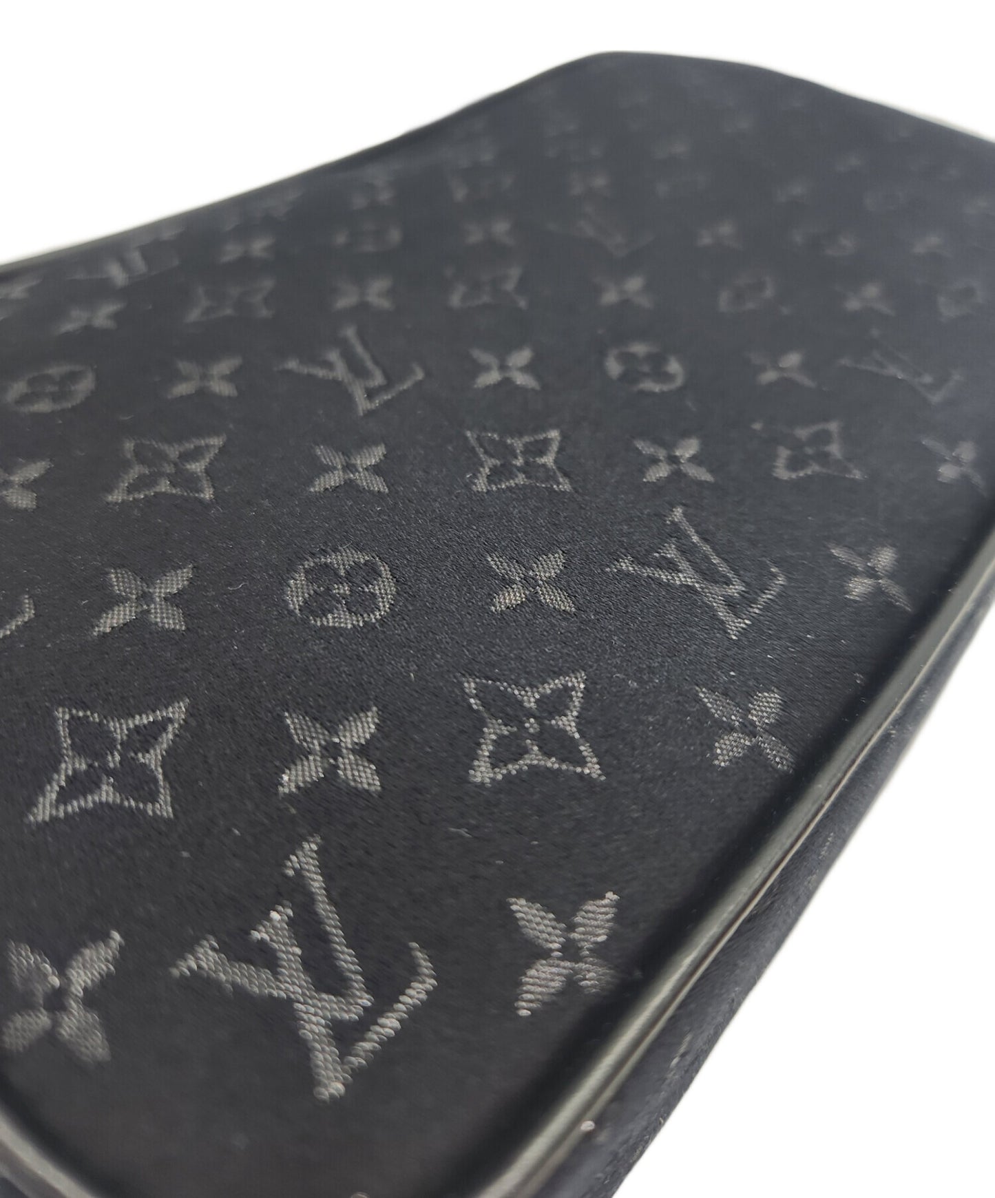 [Pre-owned] LOUIS VUITTON Comte de feu pochette M92275 Accessory pouch with handles M92275 M92275