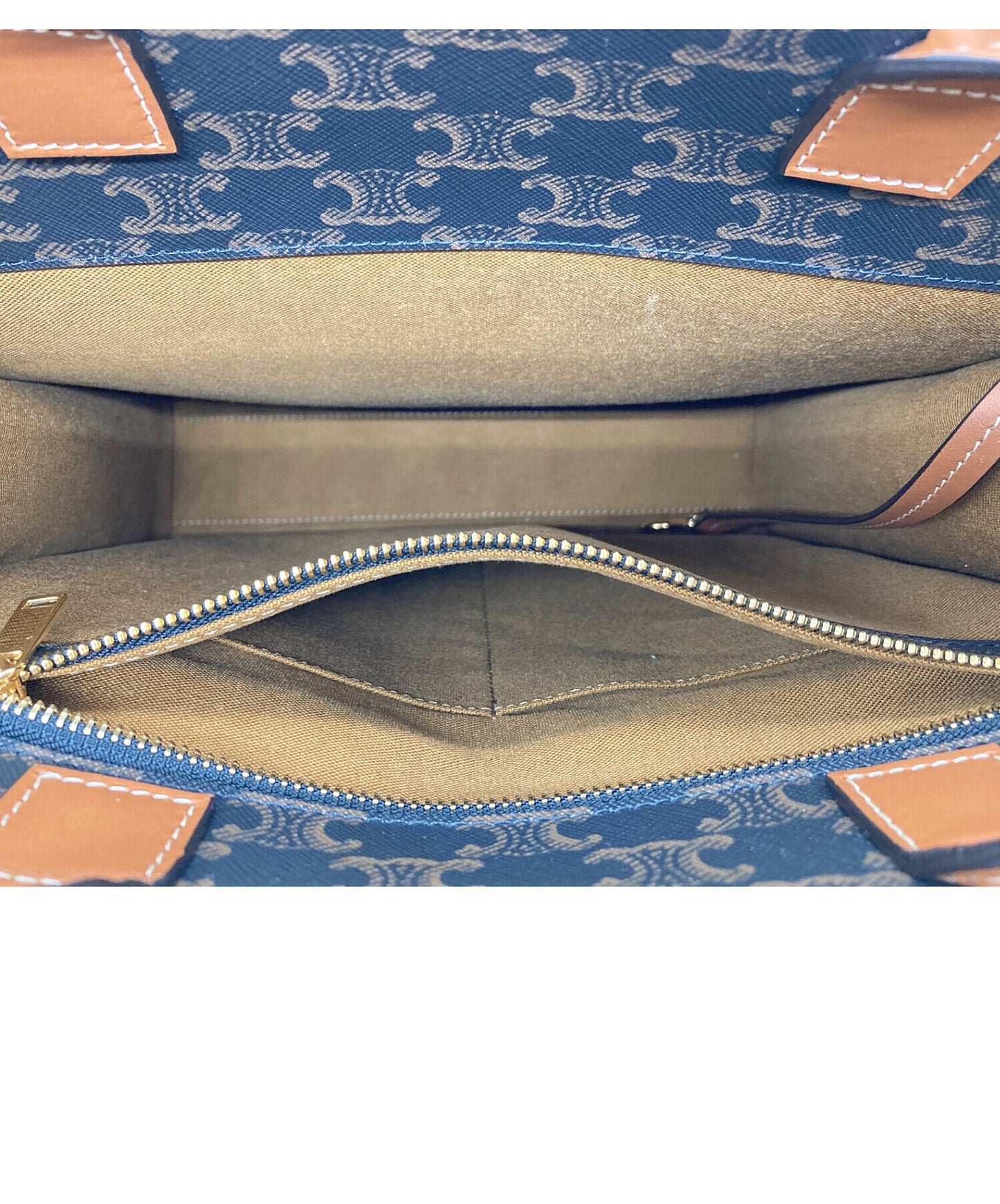 [Pre-owned] CELINE Small Vertical Hippo 191542