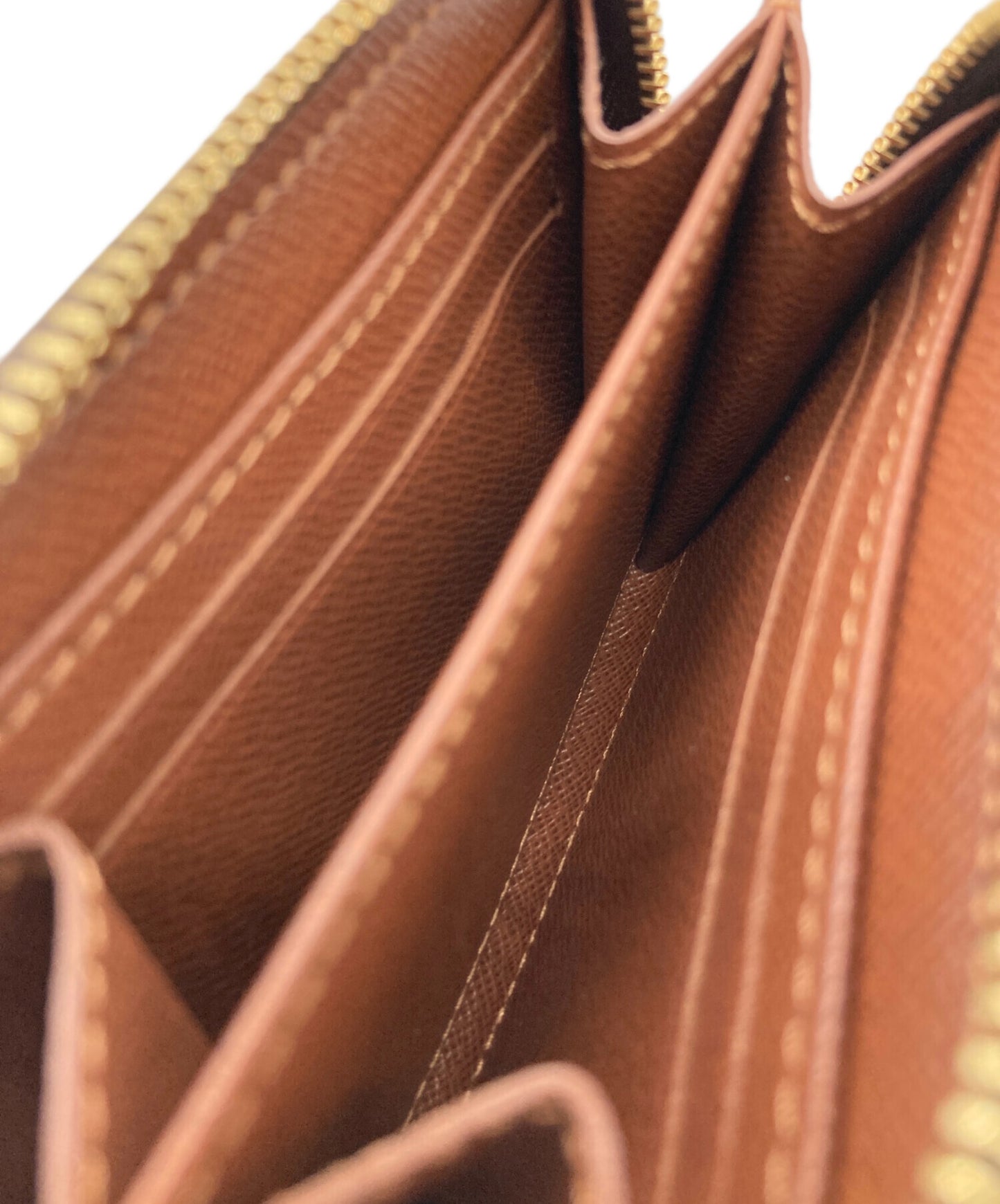 [Pre-owned] LOUIS VUITTON Zippy Coyne Perth M60067