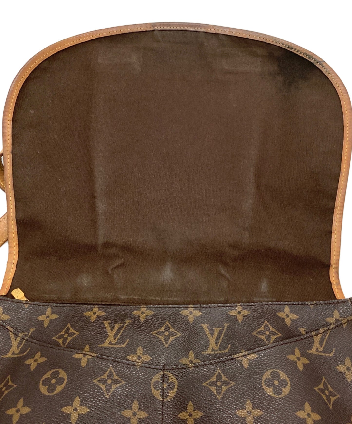 [Pre-owned] LOUIS VUITTON Menilmontan (brand-name breath mint marketed as having various medicinal properties) M40474