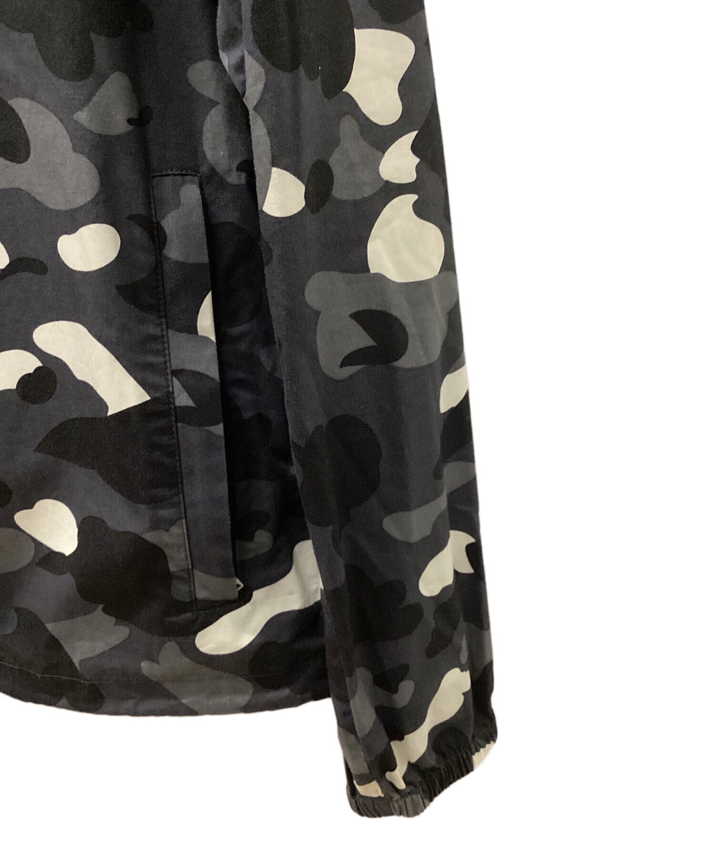 [Pre-owned] A BATHING APE hooded jacket 001ljb301004x