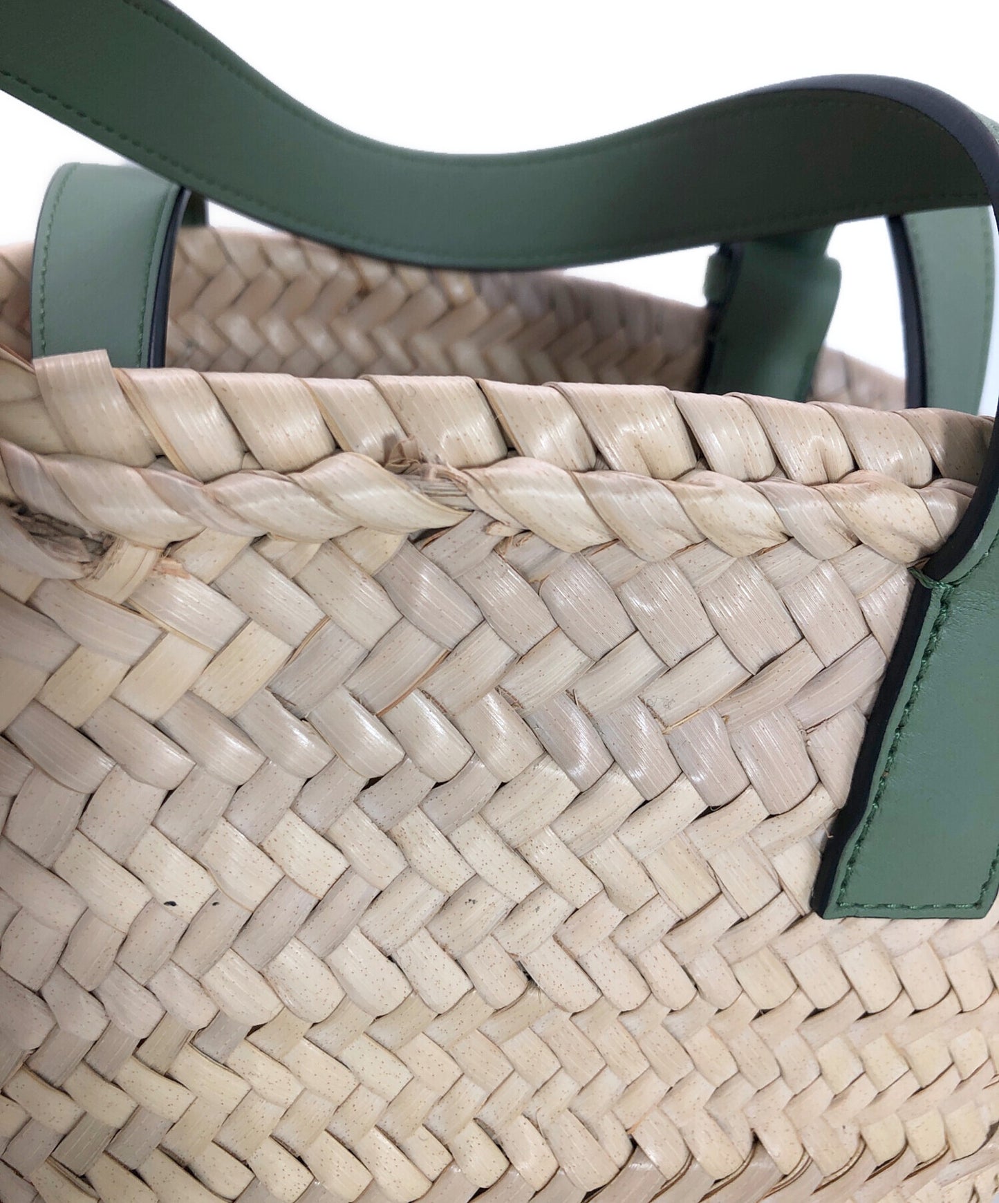 [Pre-owned] LOEWE Basket Small Bag A223S93X04