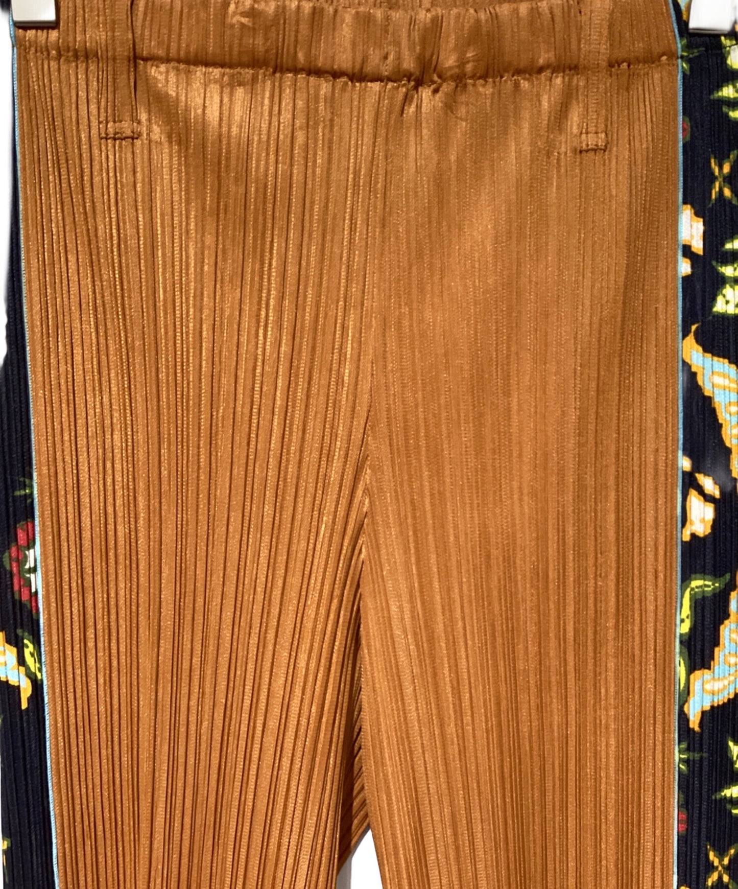 [Pre-owned] PLEATS PLEASE pants with a switched pleat PP92-JF021