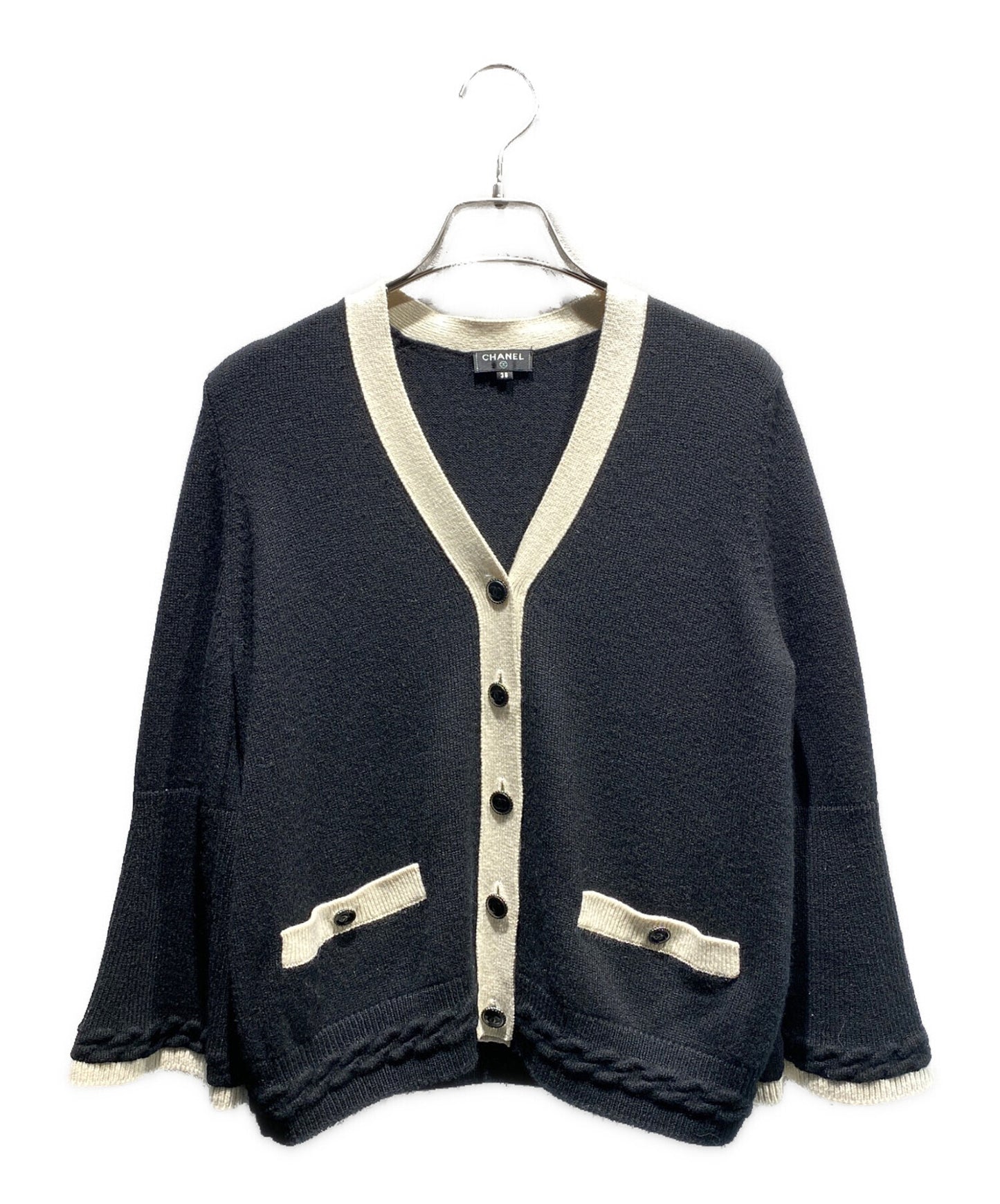 [Pre-owned] CHANEL Cardigan / Two-Tone / P58534K07657 / Knit / Knit Cardigan / Coco Mark P58534K07657