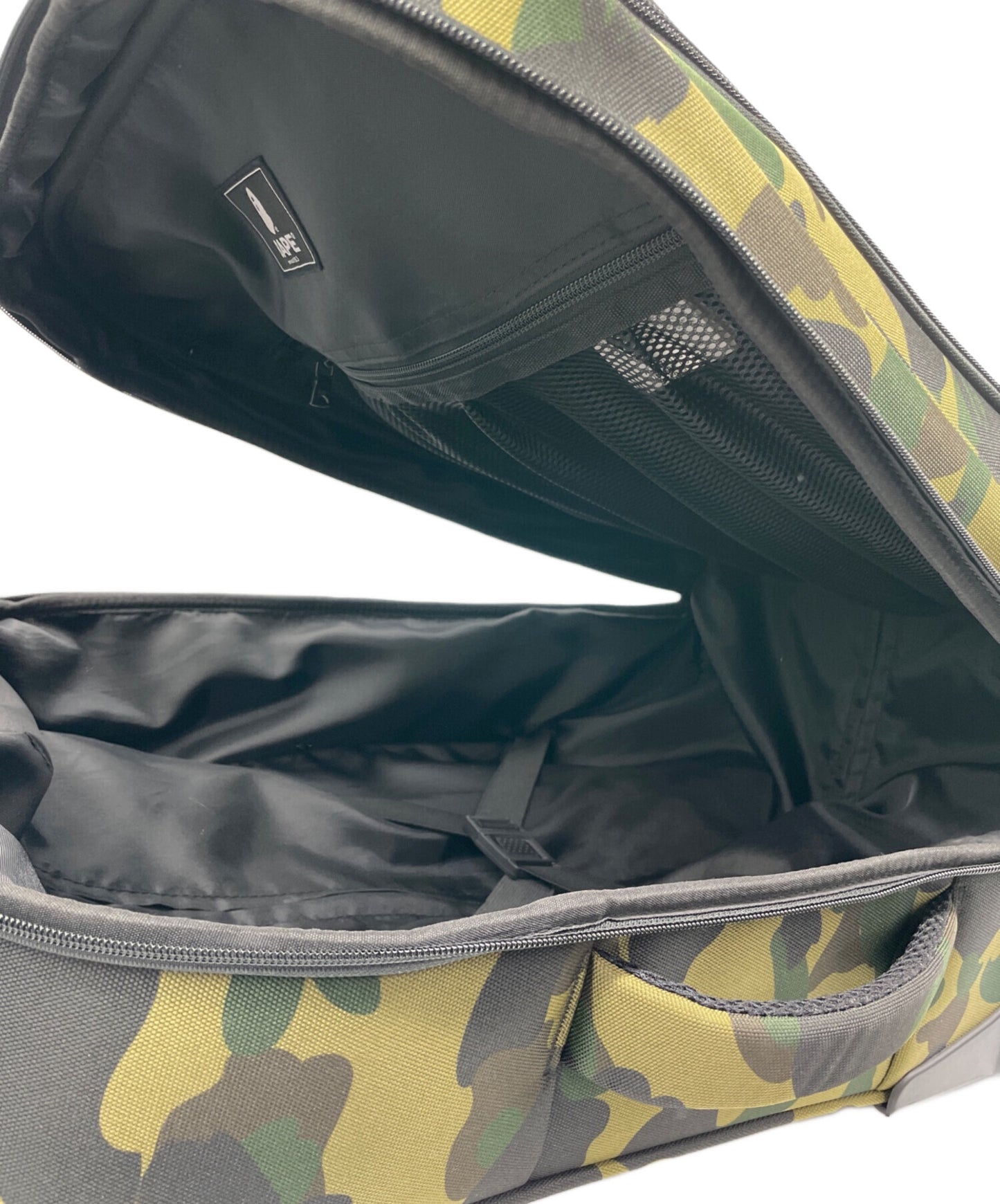 [Pre-owned] A BATHING APE carry bag