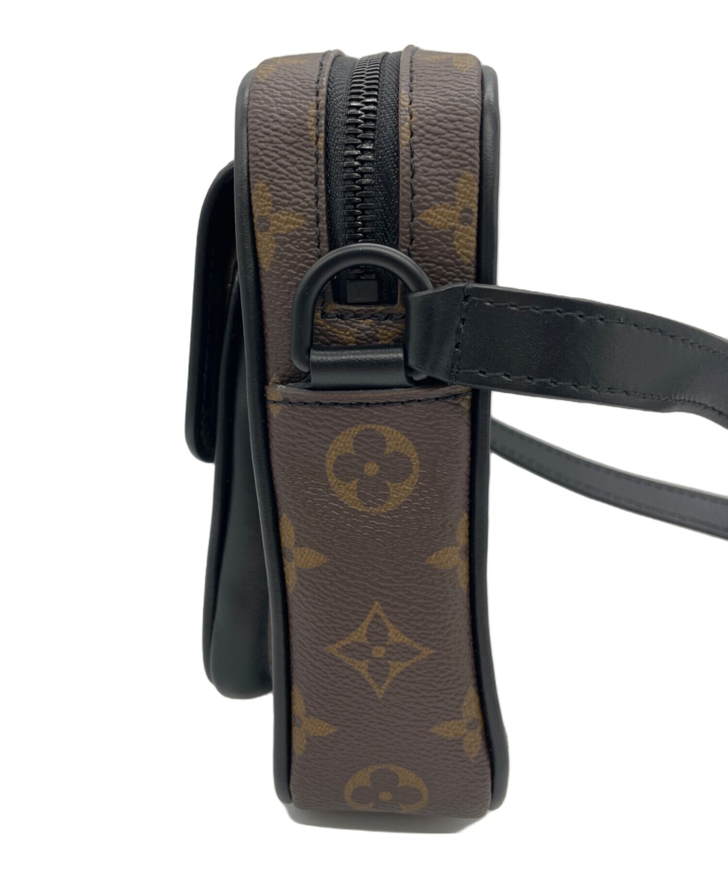 [Pre-owned] LOUIS VUITTON Shoulder bag Monogram Christopher wearable wallet M69404