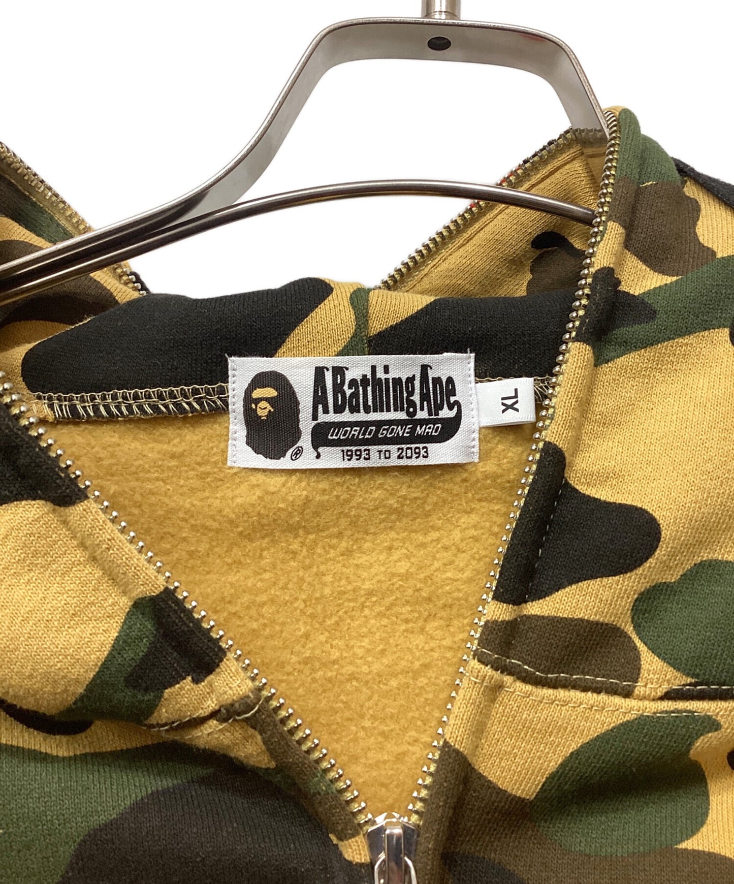 [Pre-owned] A BATHING APE 1st Camo Shark Full Zip Hoodie 001zpj801009m