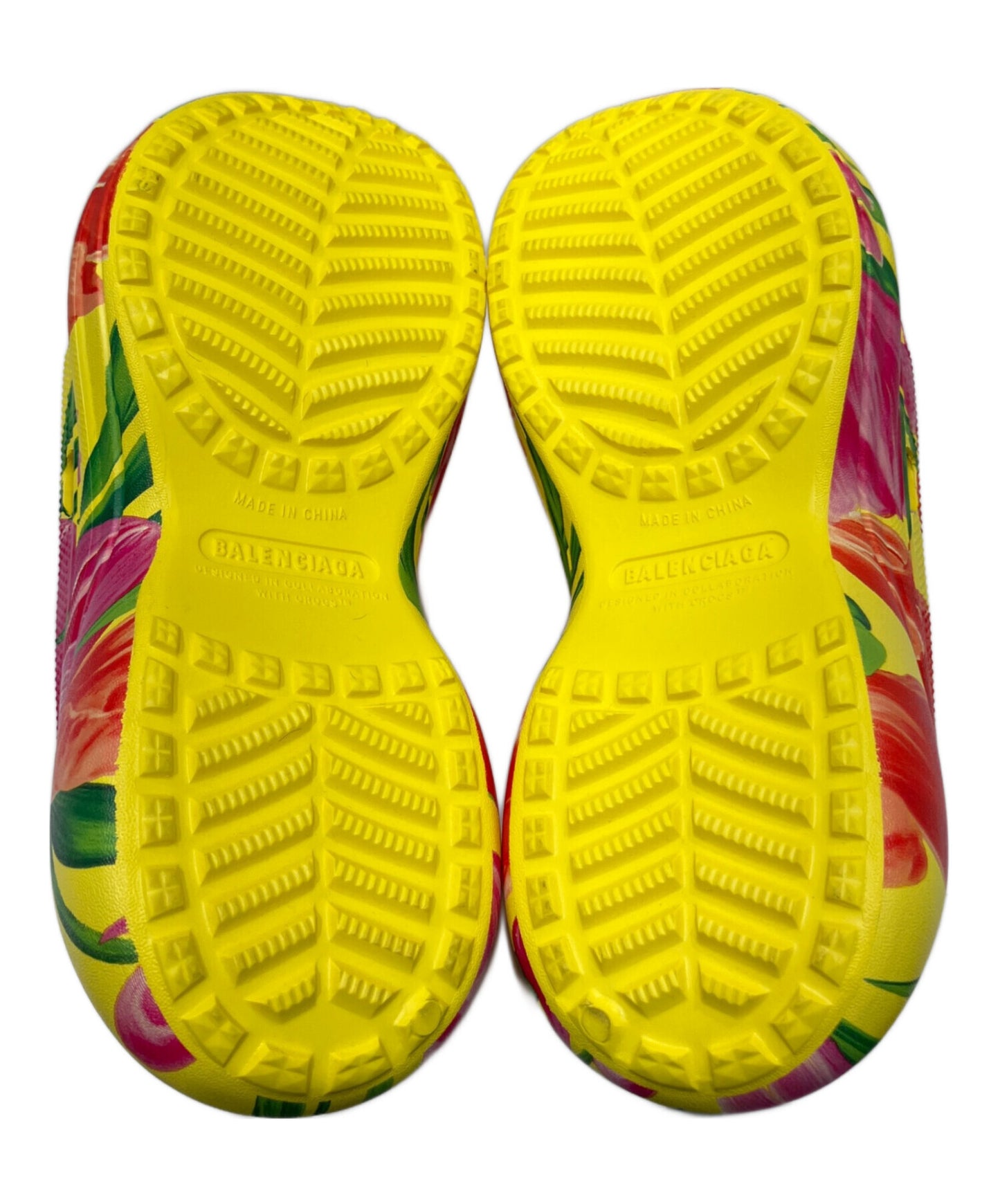 [Pre-owned] BALENCIAGA POOL CROCS 677389 w1s8f 7053