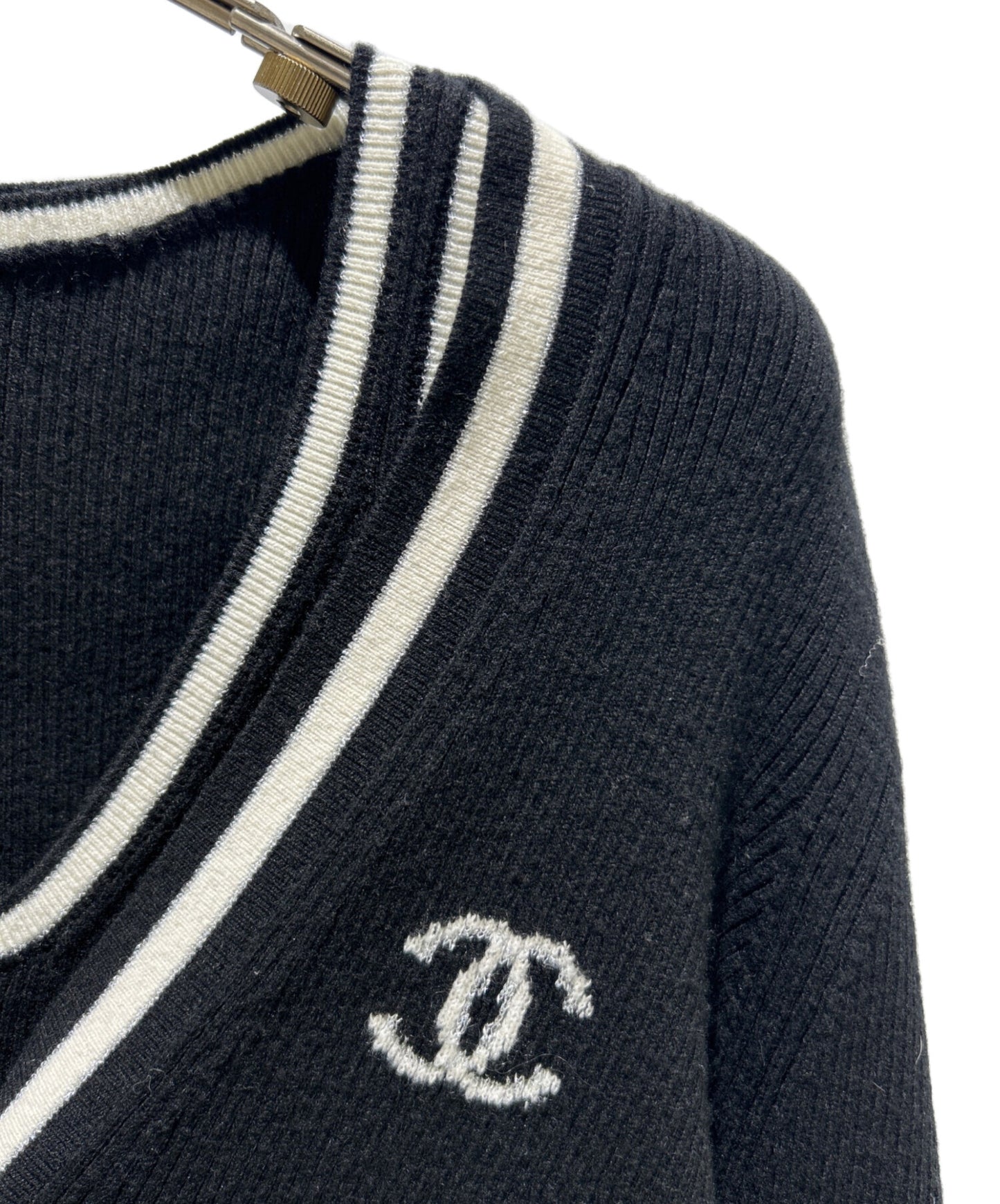 [Pre-owned] CHANEL Coco Border Ensemble Cardigan / Coco Mark / Cashmere / Cashmere Cardigan P73508K10567