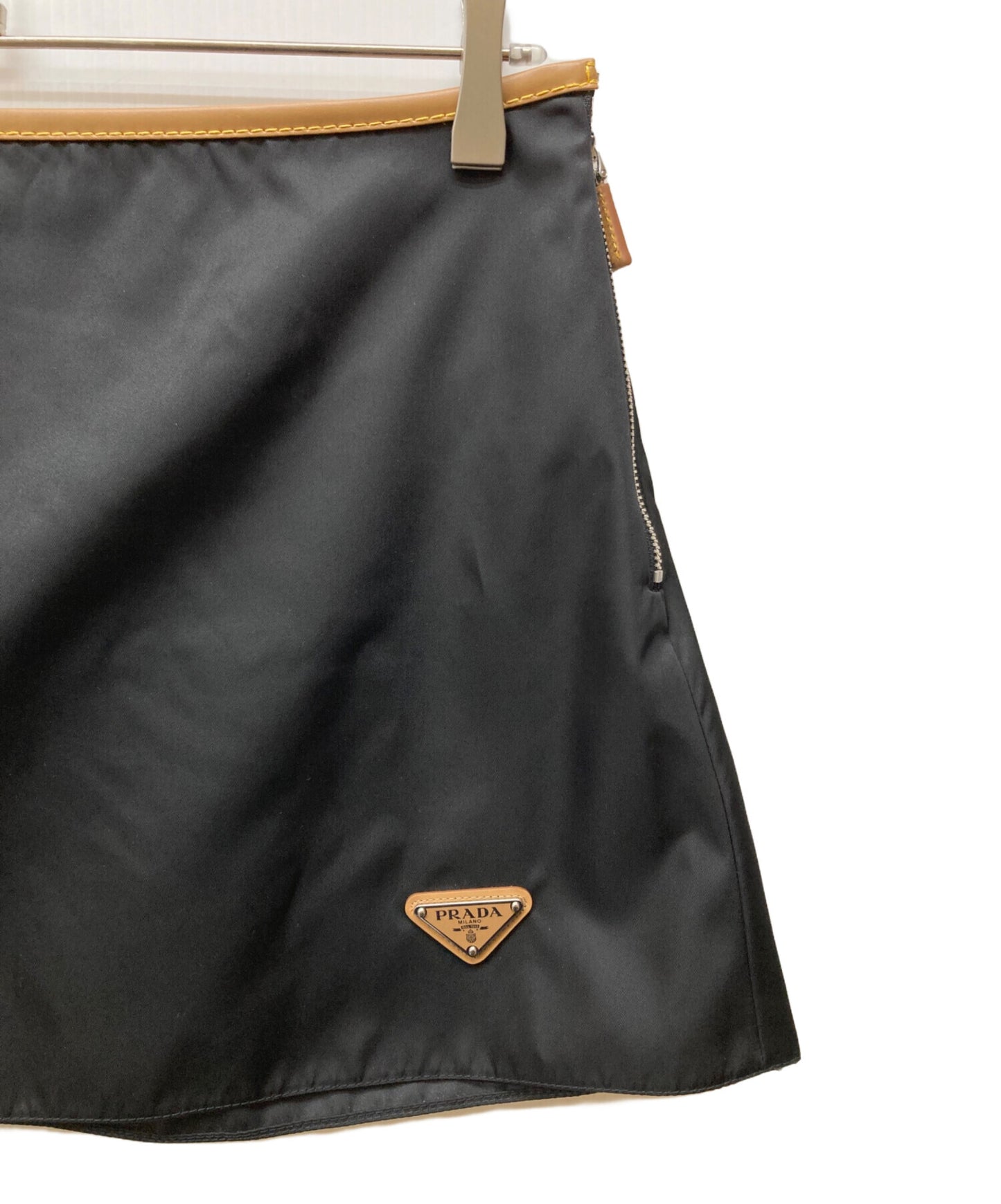 [Pre-owned] PRADA RE-NYLON leather trim mini skirt 21H969