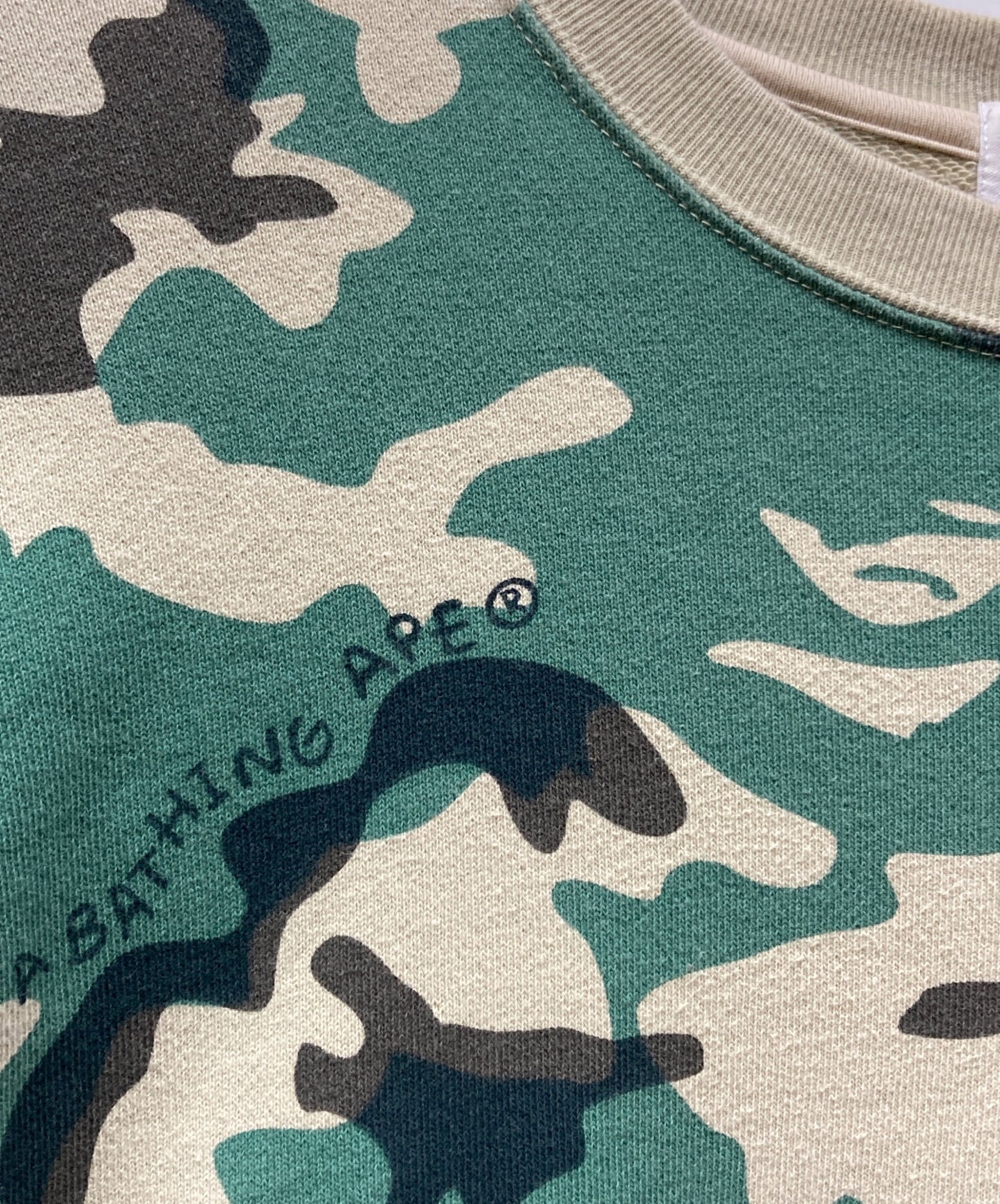 [Pre-owned] A BATHING APE Woodland Camo Loose Fit Crewneck 001SWJ301011M