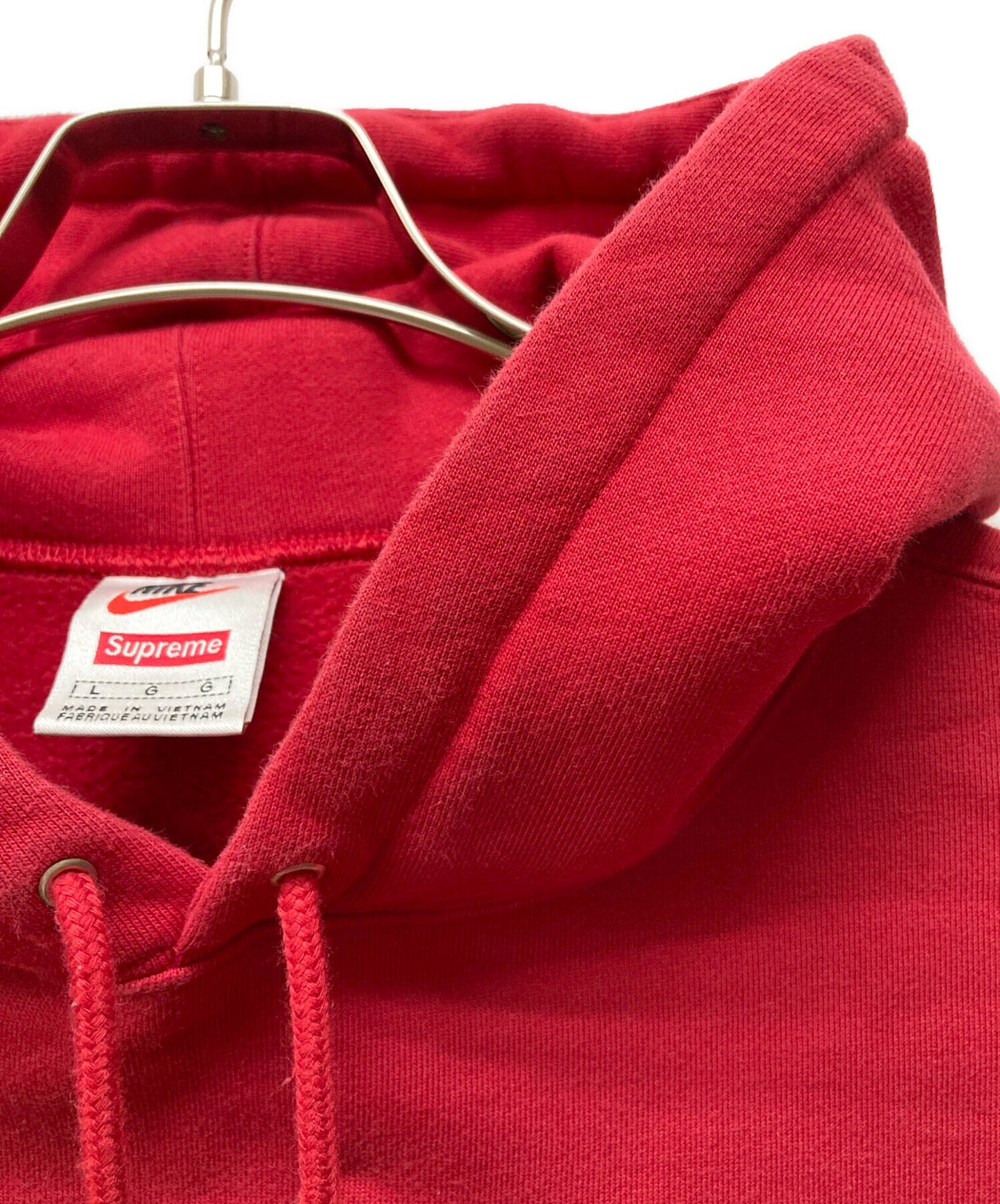 [Pre-owned] SUPREME 19FW Leather Applique Hooded Sweatshirt CK6225-687