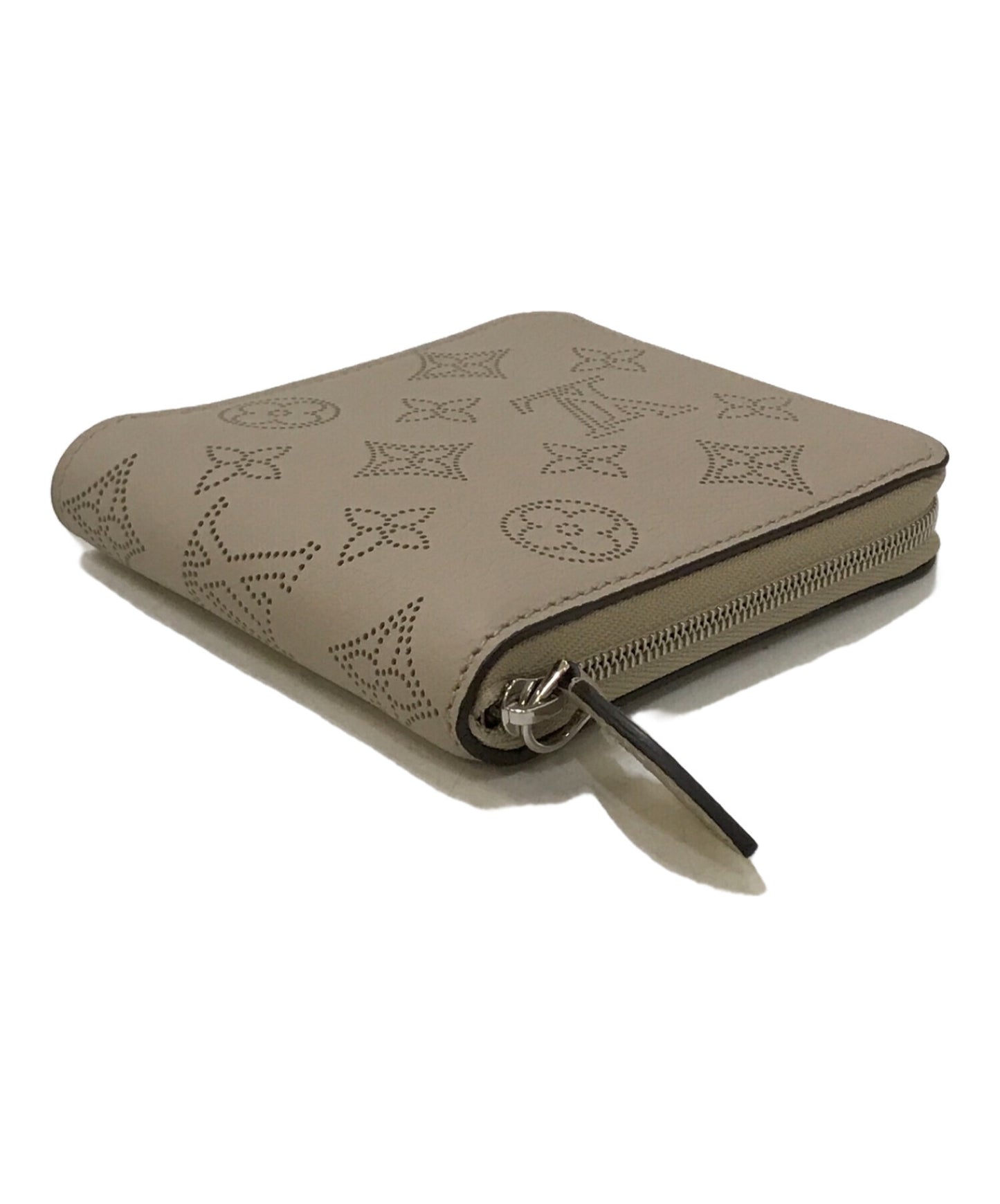 [Pre-owned] LOUIS VUITTON Mahina Zippy Compact Wallet M81558