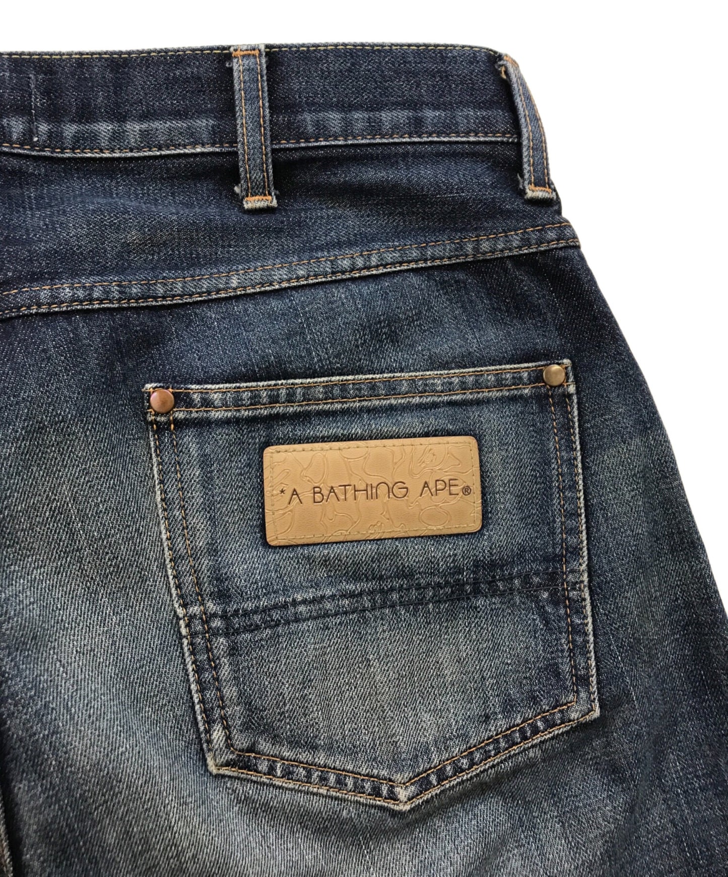 [Pre-owned] A BATHING APE Damaged denim pants
