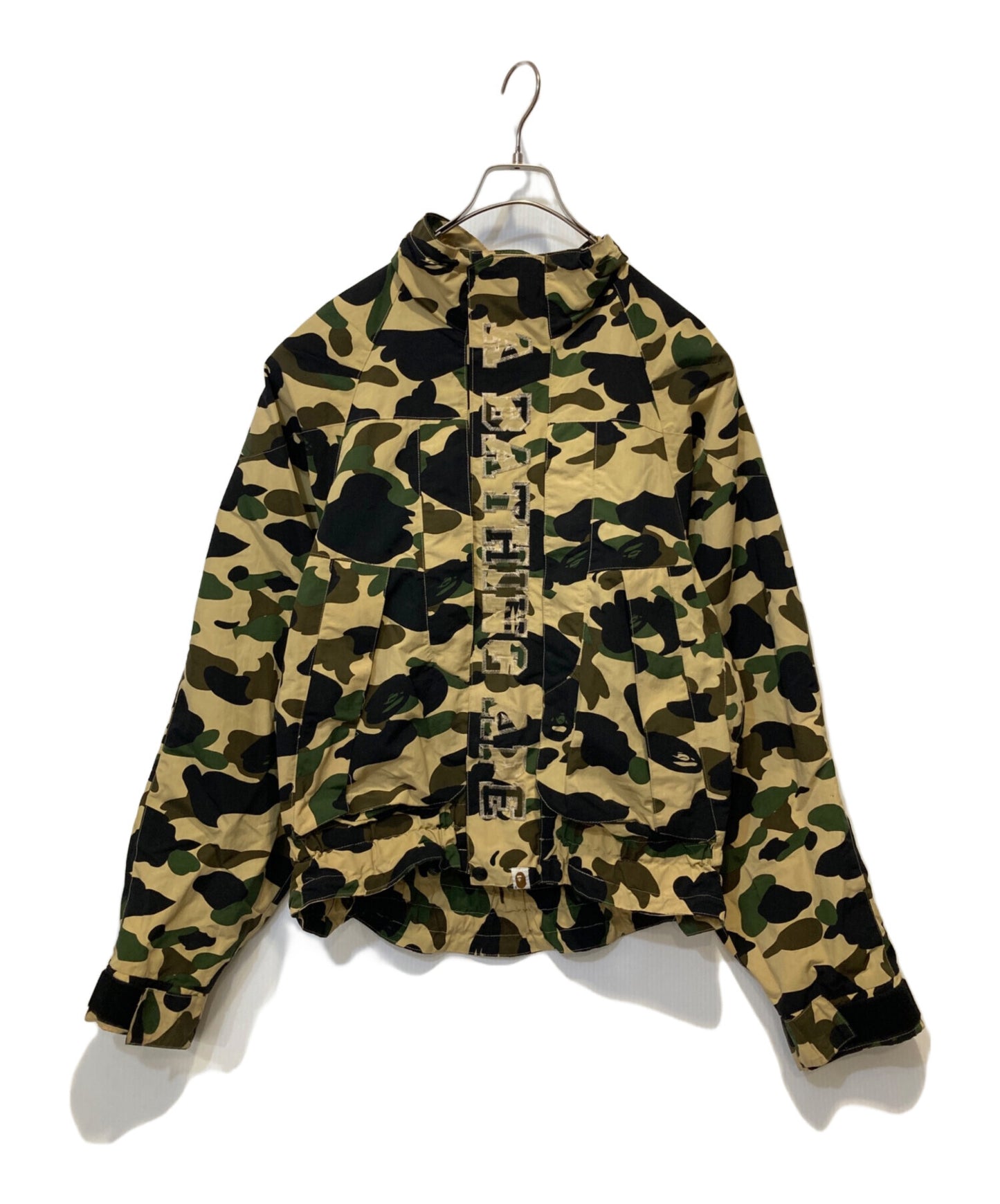 [Pre-owned] A BATHING APE Camo Mountain Jacket