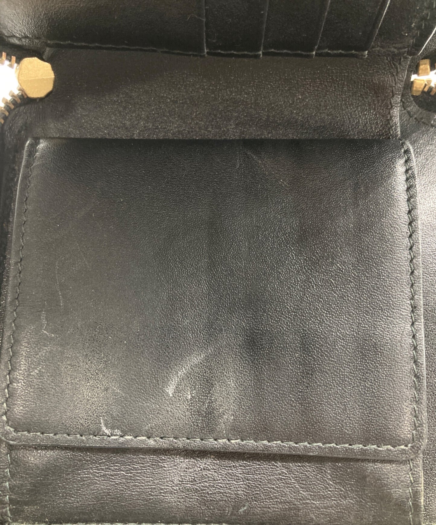 [Pre-owned] COMME des GARCONS EMMBOSSED LOGOTYPE 1 WALLET