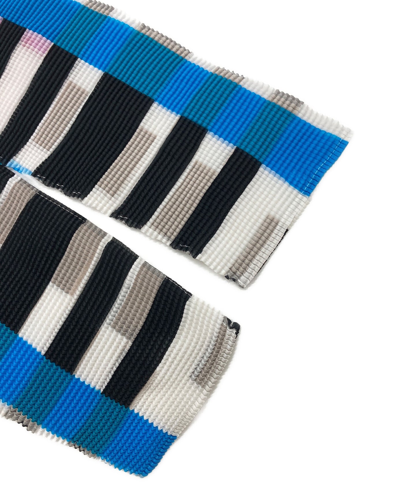 [Pre-owned] me ISSEY MIYAKE pleated knit MI81FJ311