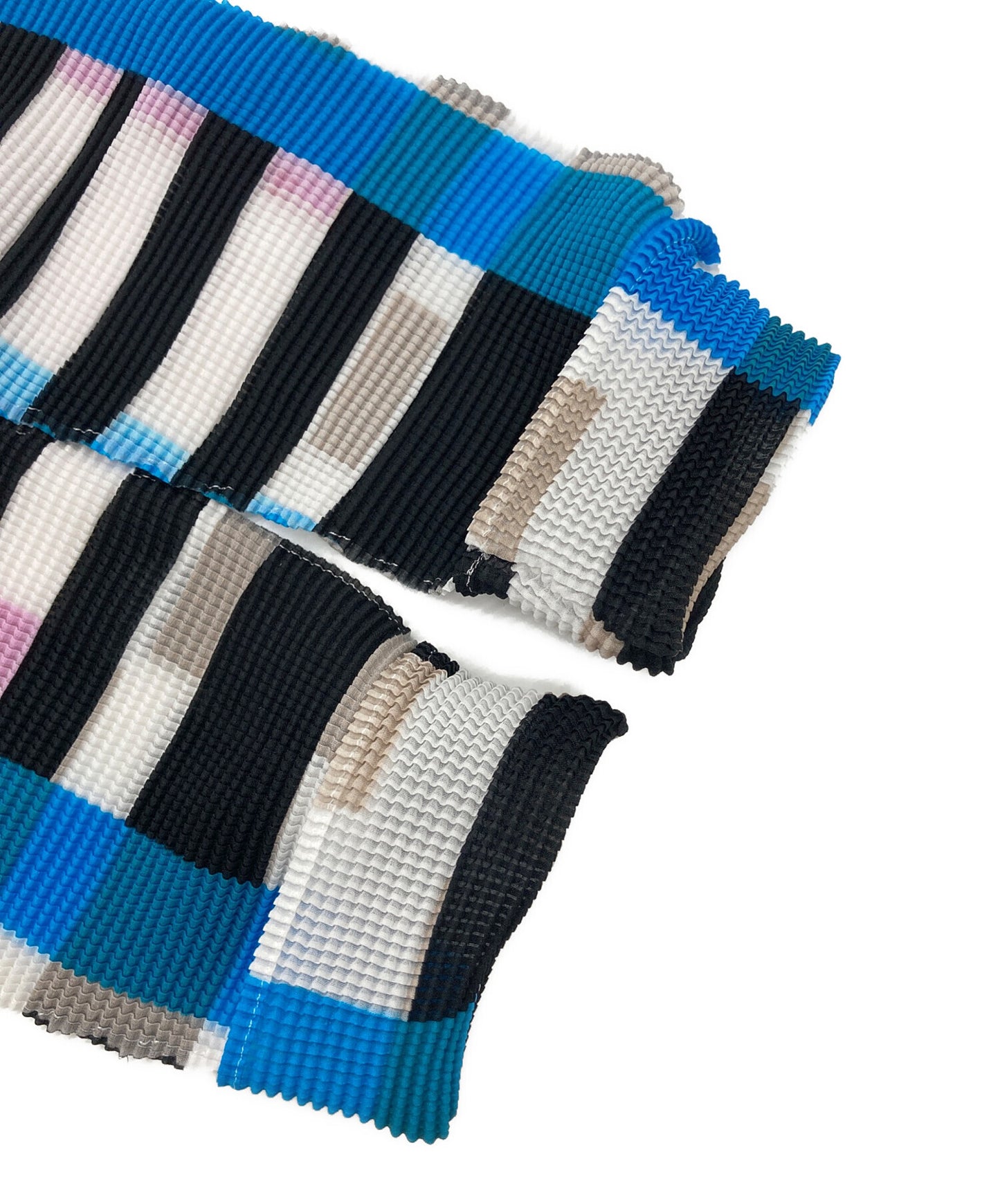 [Pre-owned] me ISSEY MIYAKE pleated knit MI81FJ311