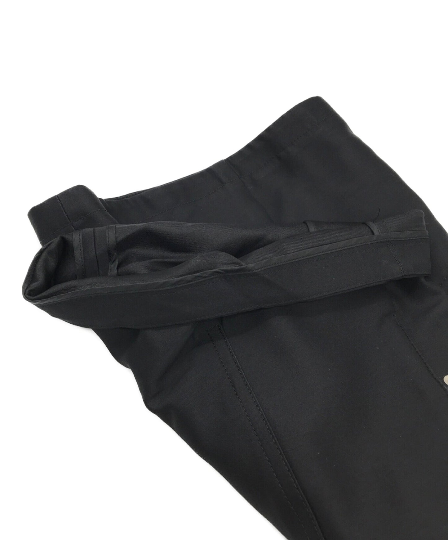 [Pre-owned] LOUIS VUITTON Wool silk shorts RW181A