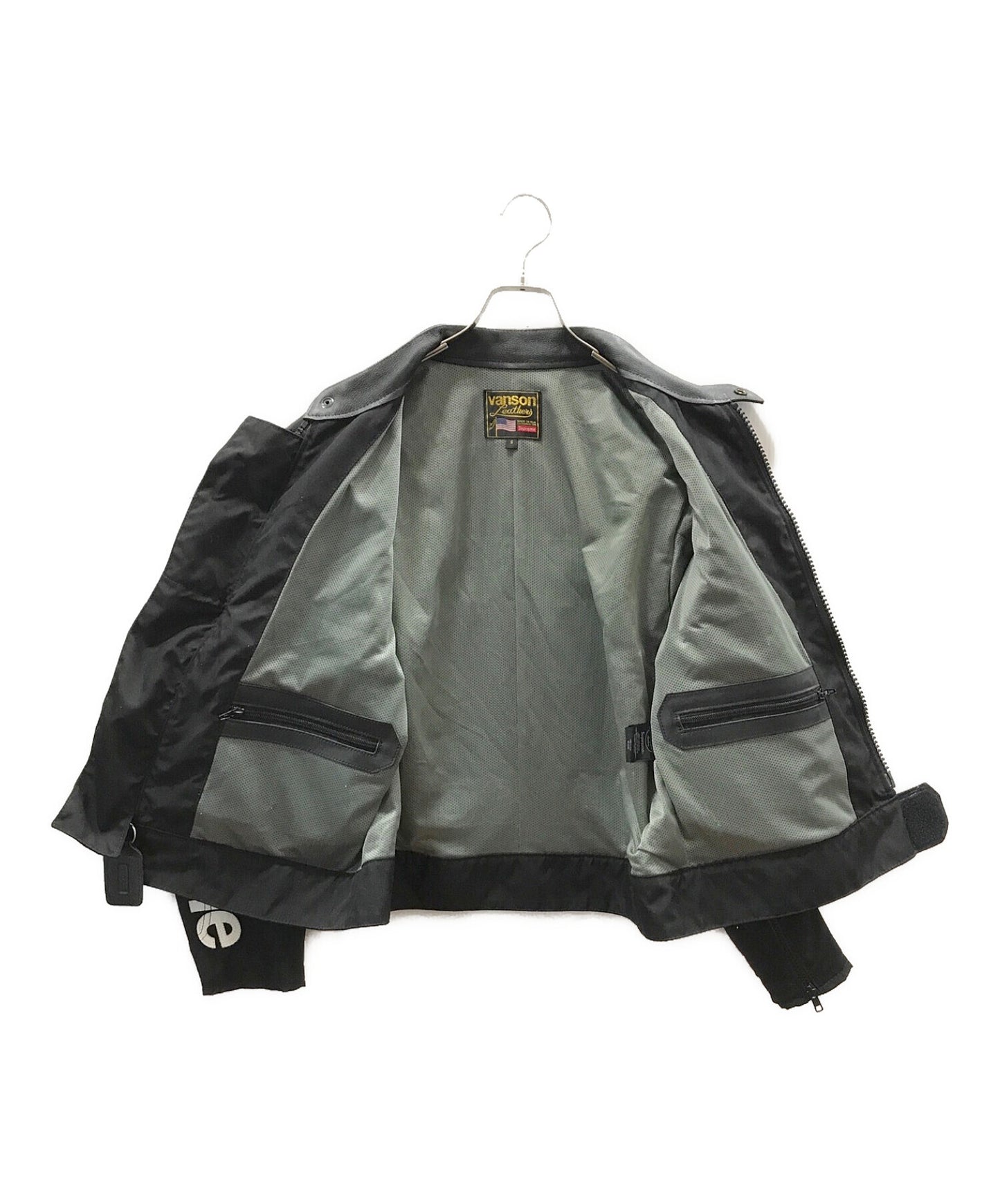 [Pre-owned] SUPREME Cordura Jacket