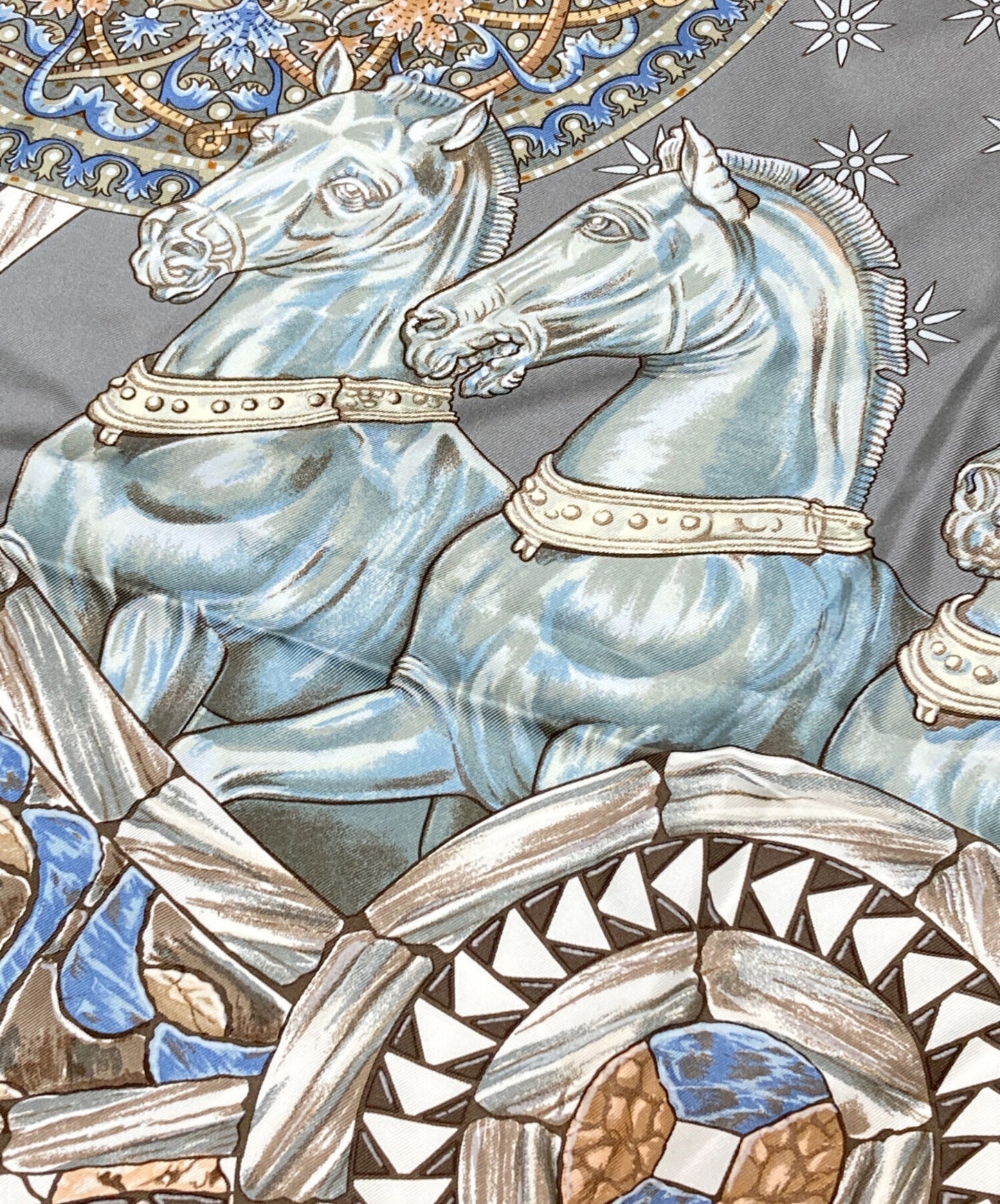 [Pre-owned] HERMES silk scarf