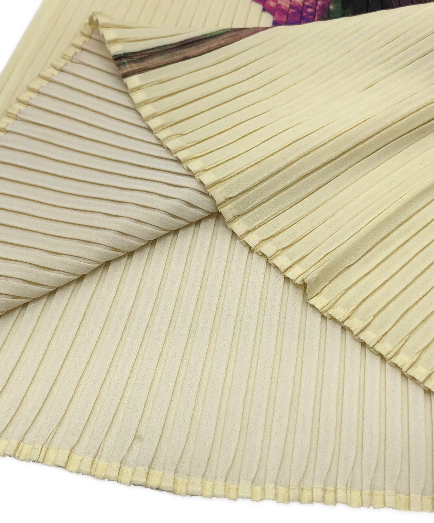 [Pre-owned] PLEATS PLEASE PRESSED FLORA Pleated cut and sewn IM51FJ644