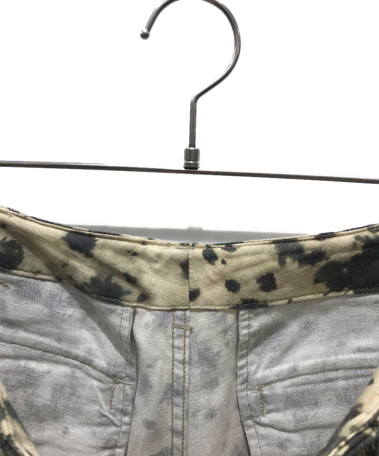 [Pre-owned] Needles Cotton/linen splash camo 6 pocket knee del pants IN072 IN072