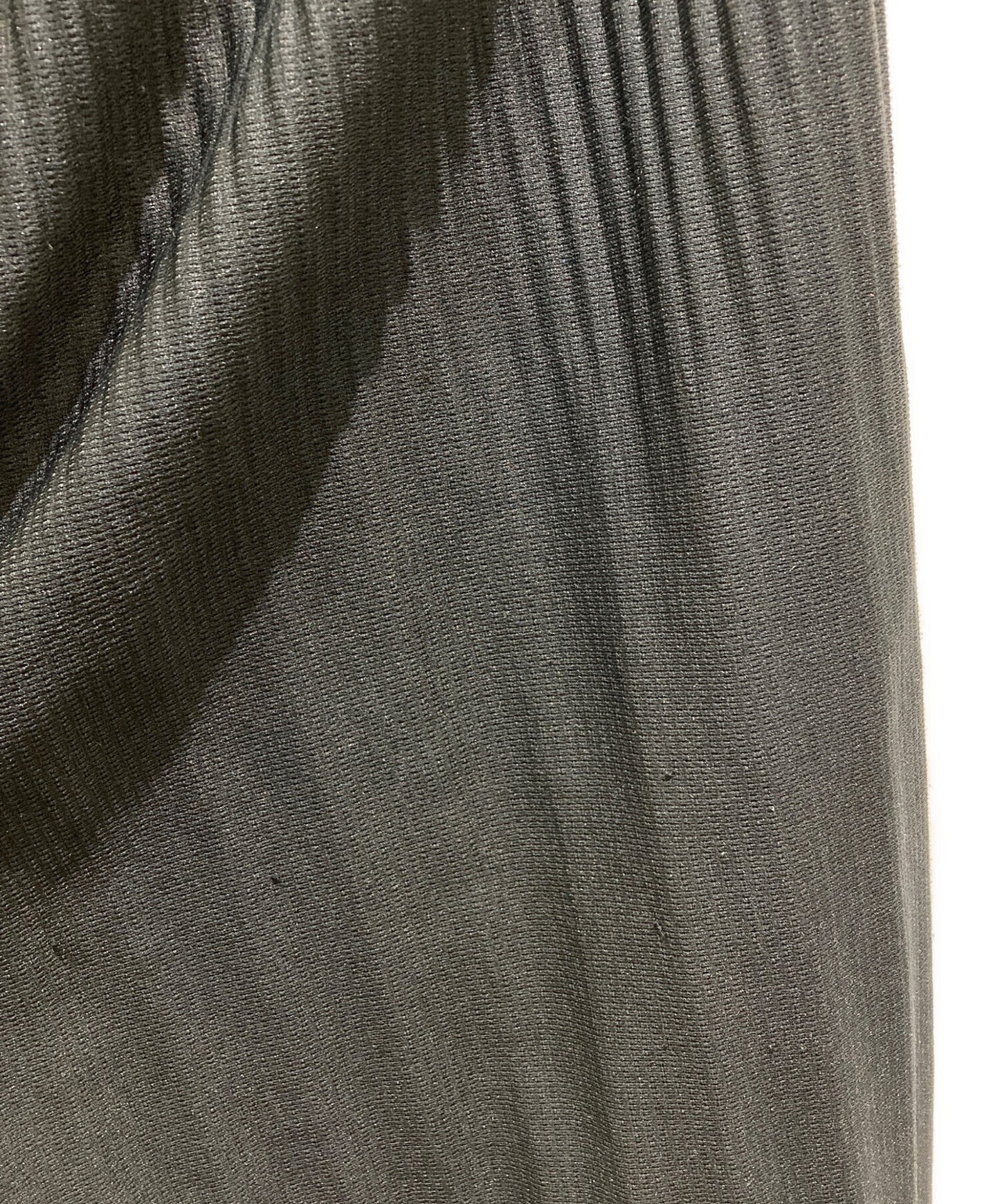 [Pre-owned] HOMME PLISSE ISSEY MIYAKE BASICS PANTS HP55JF353