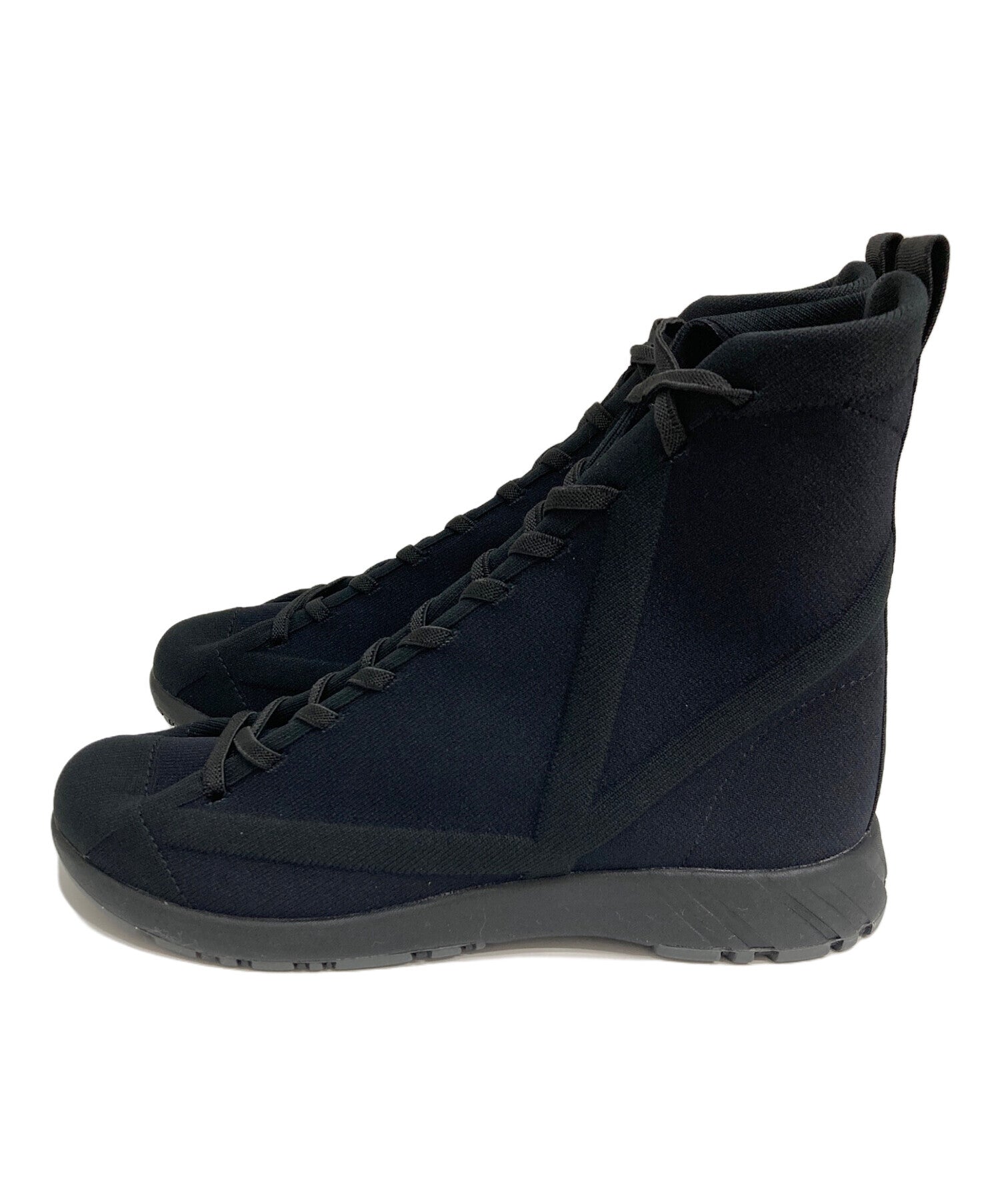 SHOES – Archive Factory