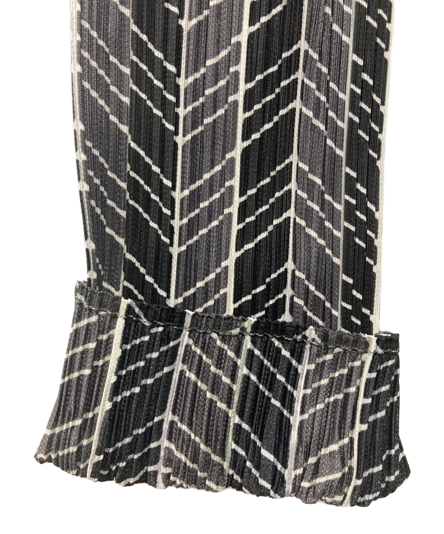 [Pre-owned] PLEATS PLEASE pleated cardigan PP13-JO635