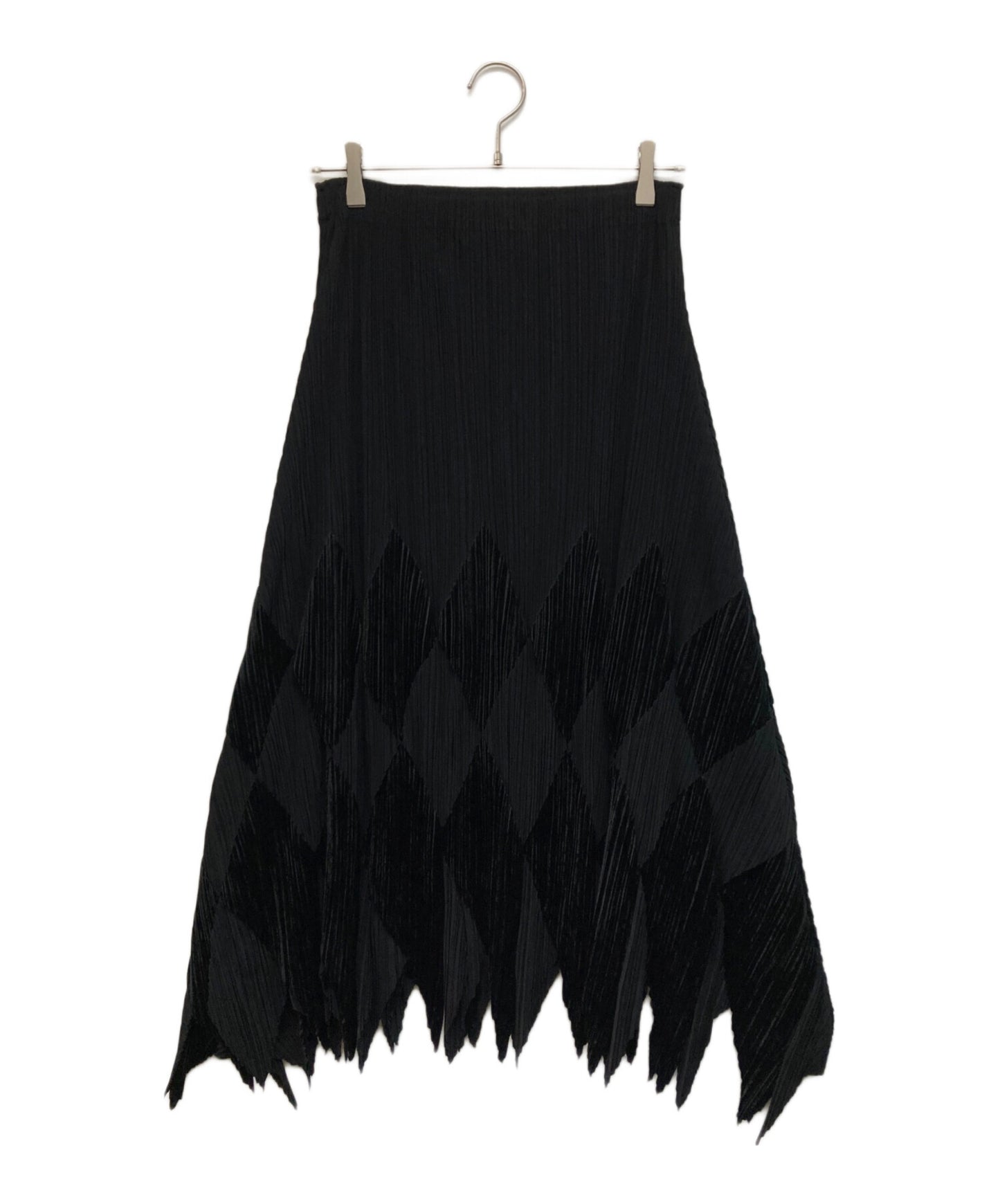 [Pre-owned] ISSEY MIYAKE FETE Diamond-patterned deformed pleated skirt IF52FG752