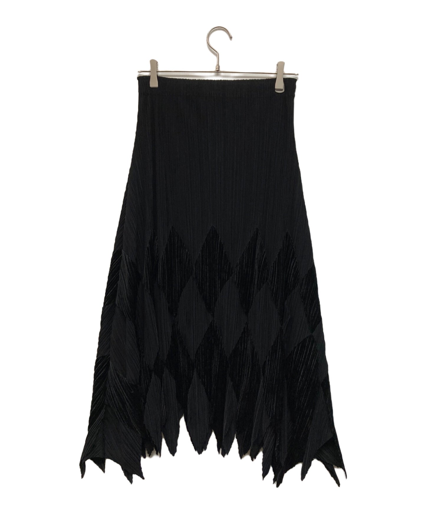 [Pre-owned] ISSEY MIYAKE FETE Diamond-patterned deformed pleated skirt IF52FG752