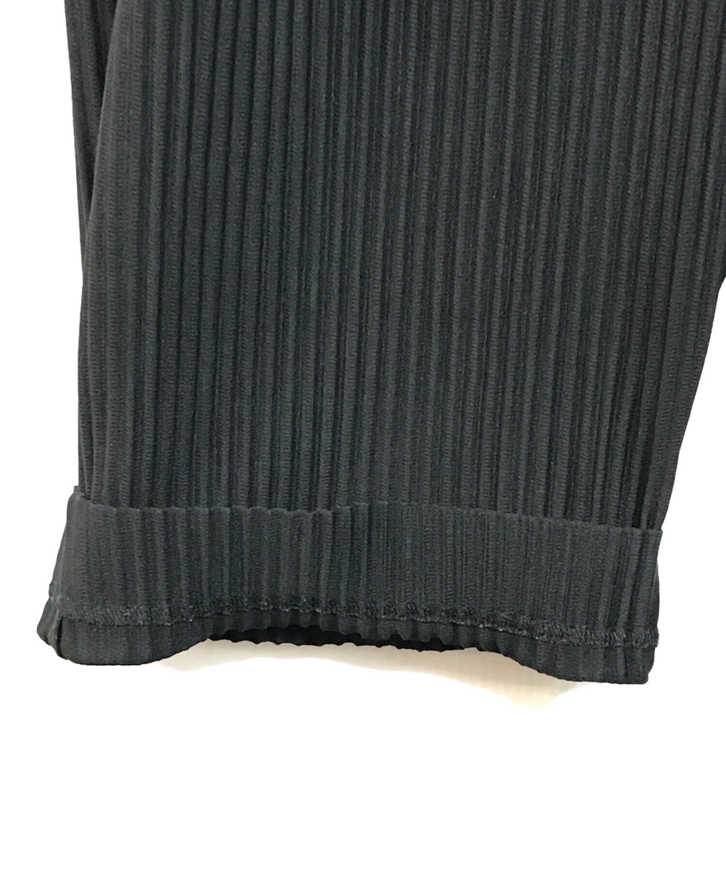 [Pre-owned] HOMME PLISSE ISSEY MIYAKE cropped pleats pants HP13JF131