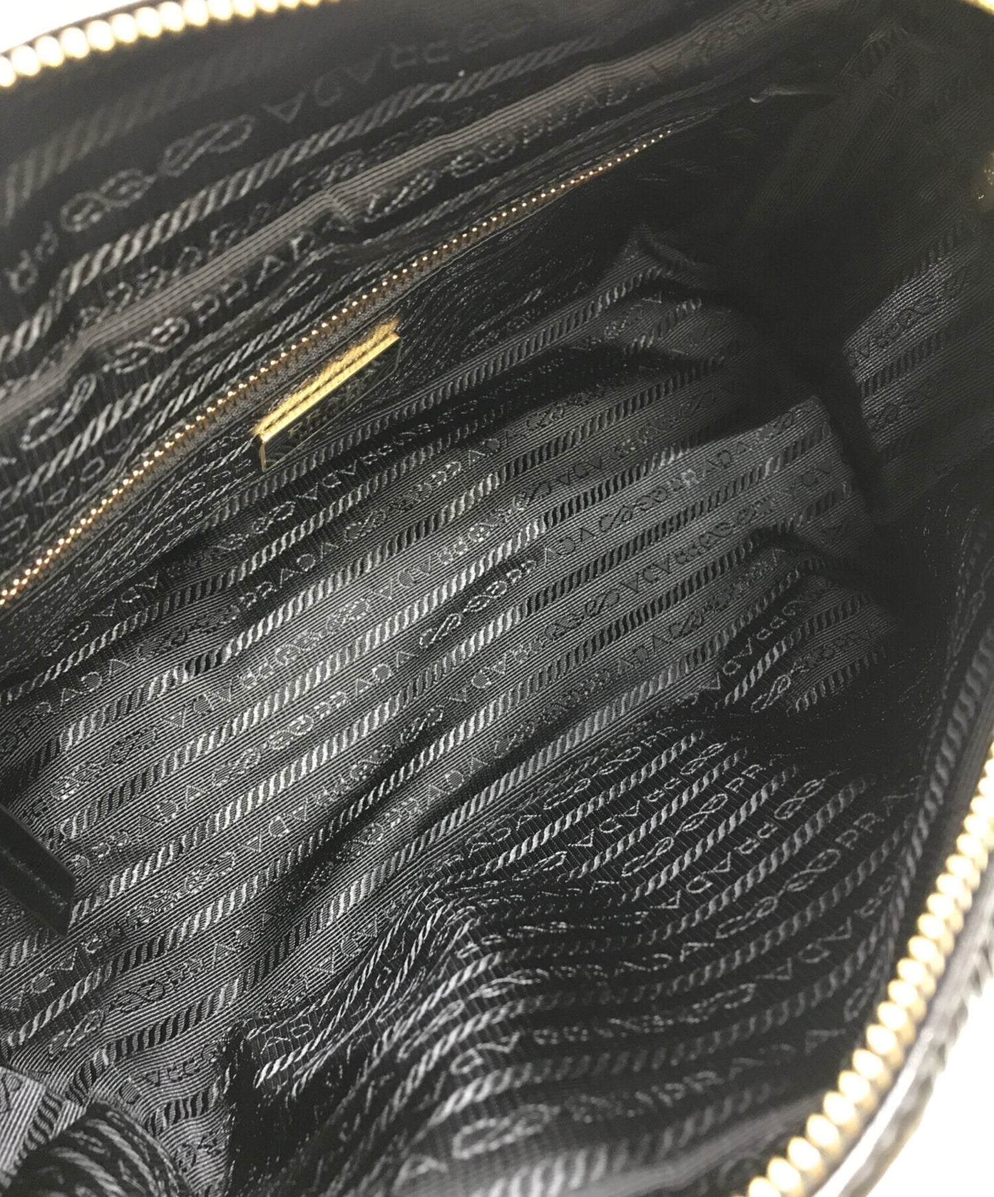 [Pre-owned] PRADA Dangle Medium Leather Top Handle Bag 1BB138 2CYR F0002 V OOO