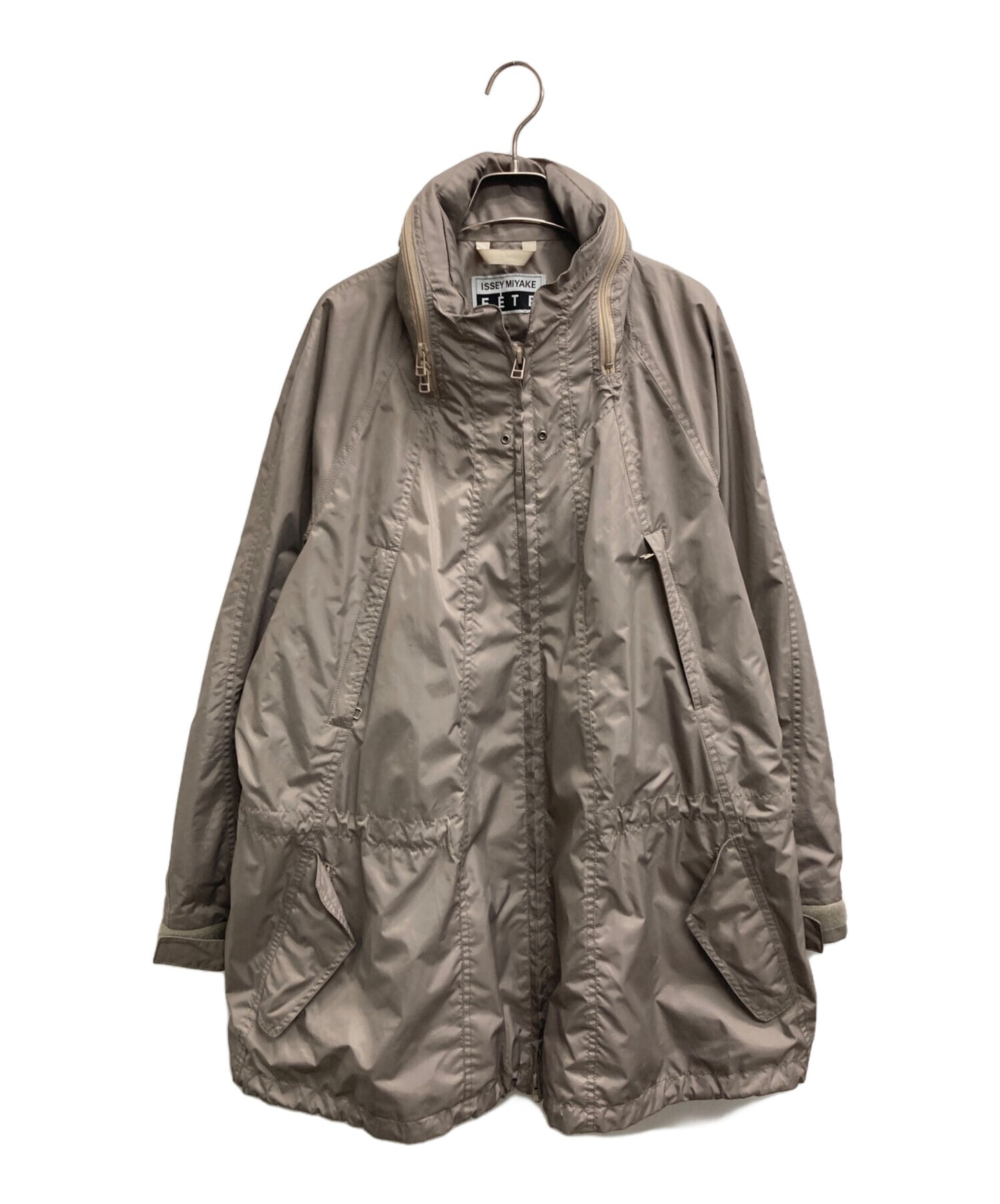 [Pre-owned] ISSEY MIYAKE FETE parachute coat IF44FA540