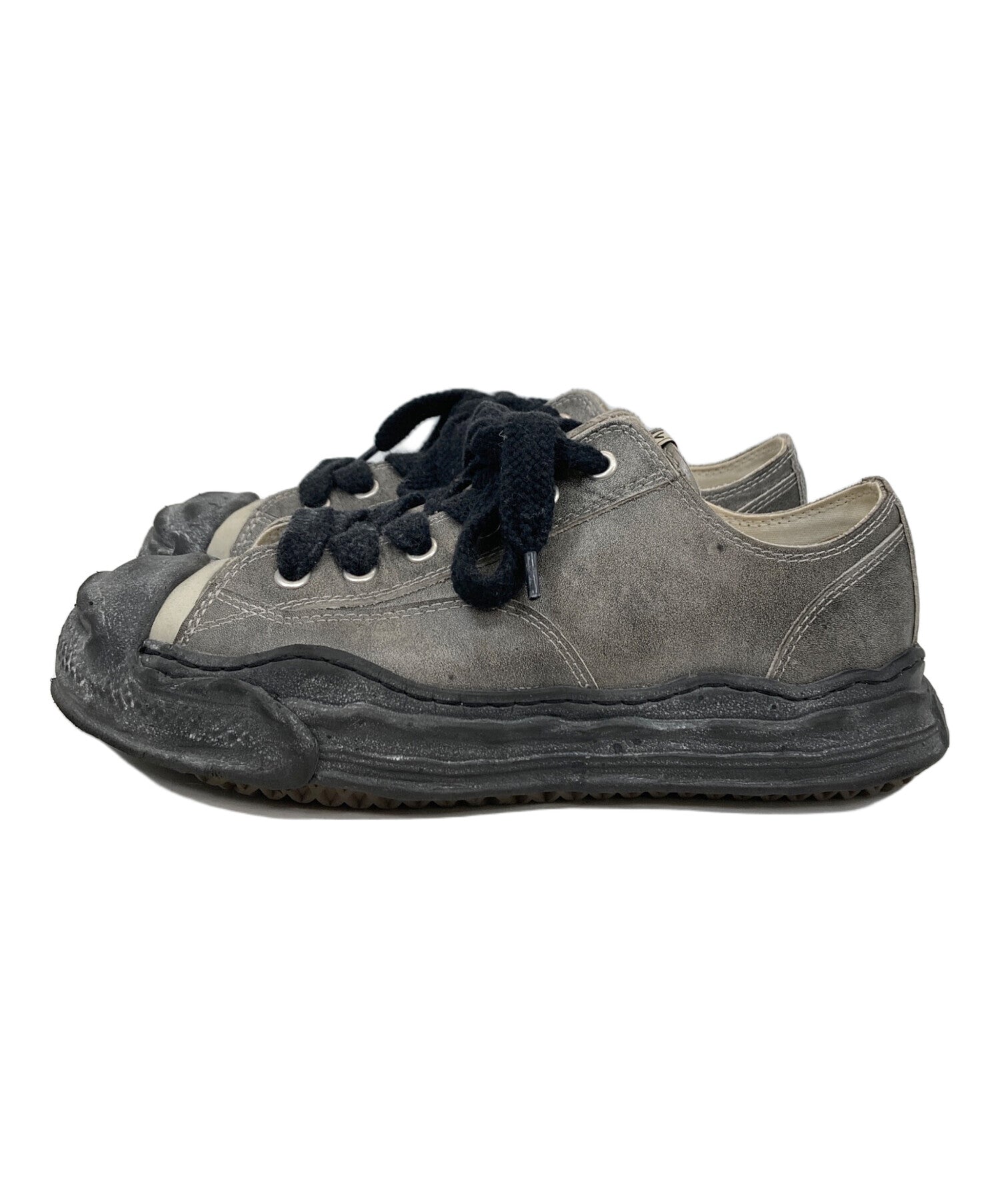 SHOES – Archive Factory