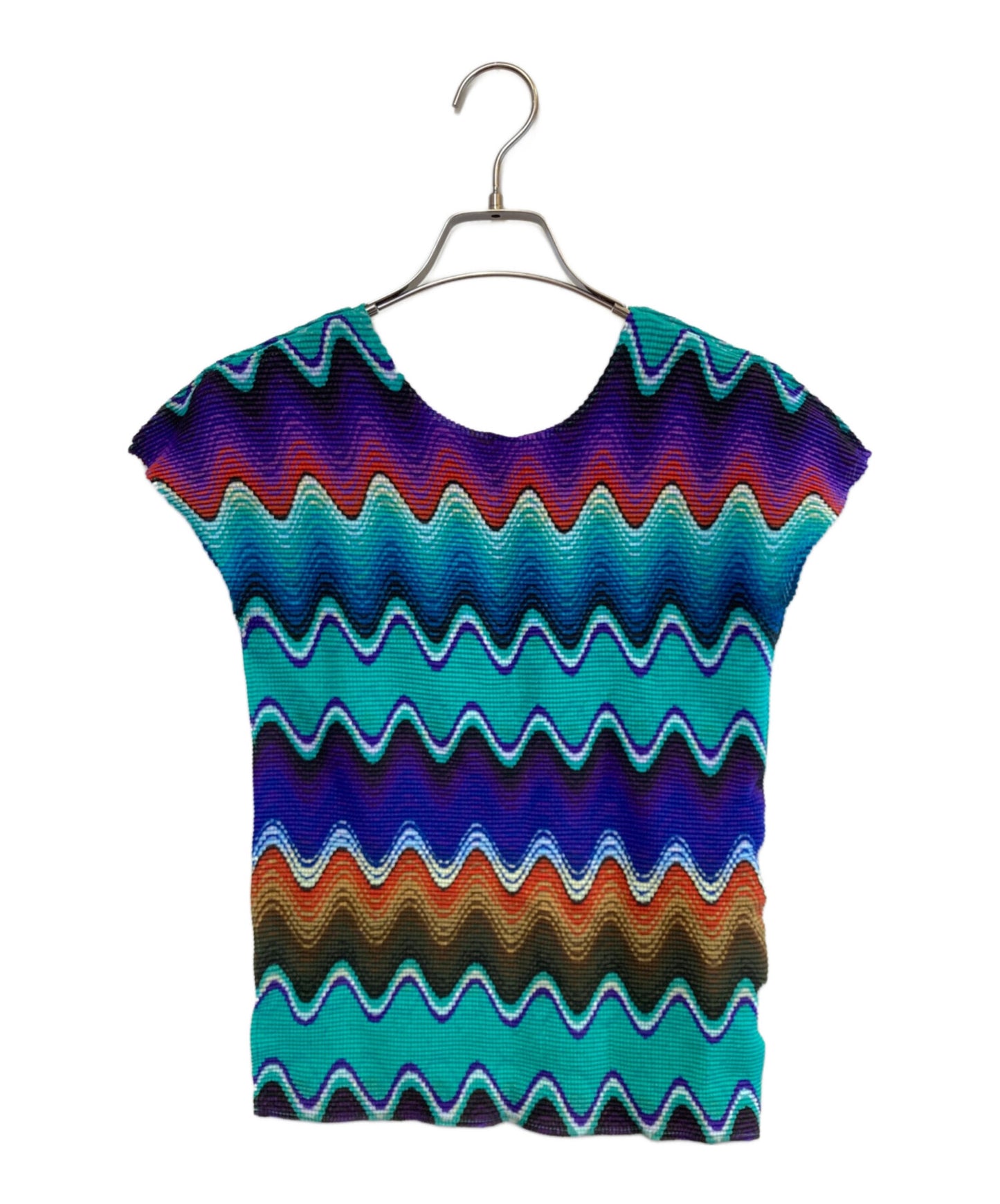 [Pre-owned] me ISSEY MIYAKE Sleeveless Pleated T-Shirt MI03FK267