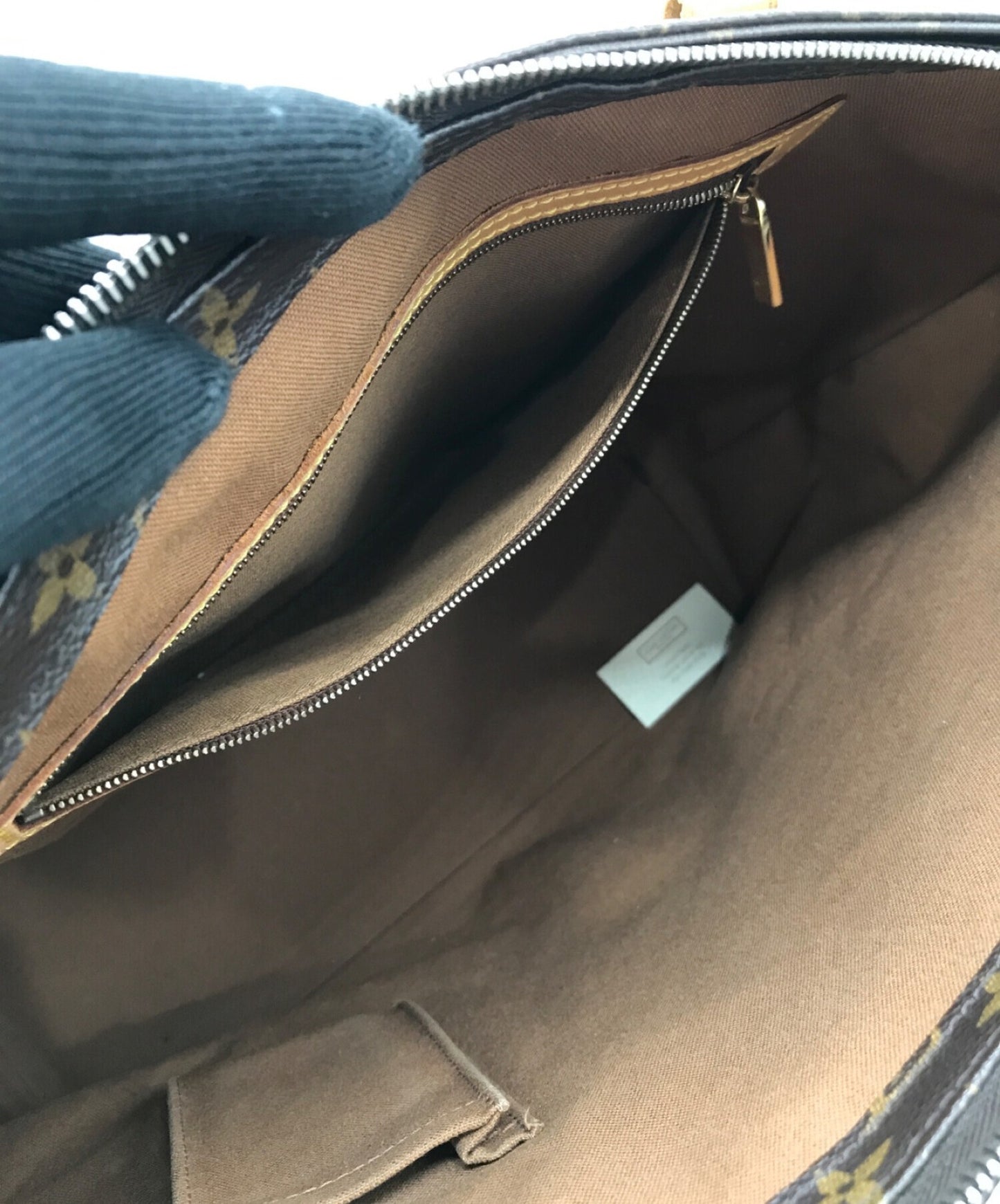 [Pre-owned] LOUIS VUITTON hippopotamus (Hippopotamus amphibius) M51151