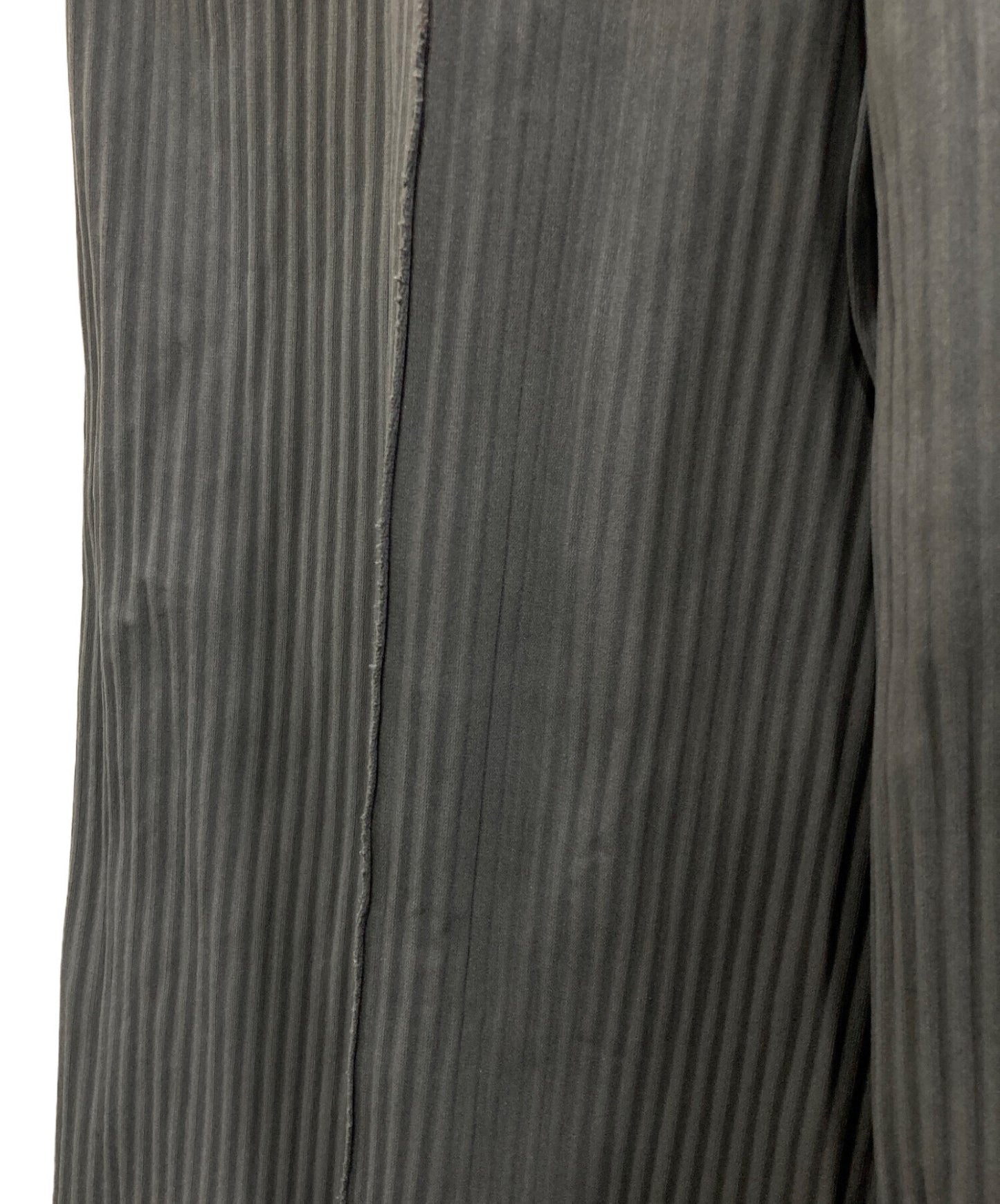 [Pre-owned] me ISSEY MIYAKE Pleated Cropped Wide Pants MI32KF372