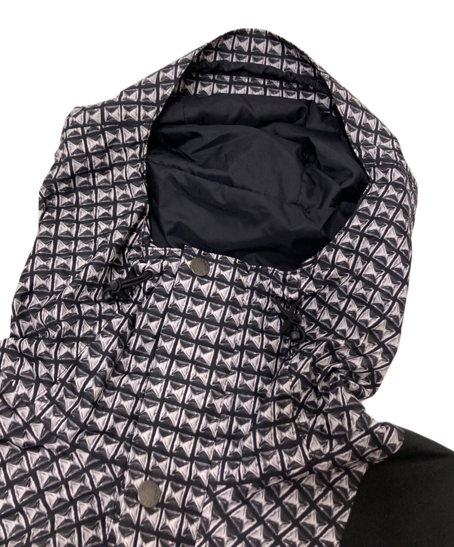 [Pre-owned] SUPREME Studded Mountain Light Jacket NP12103I