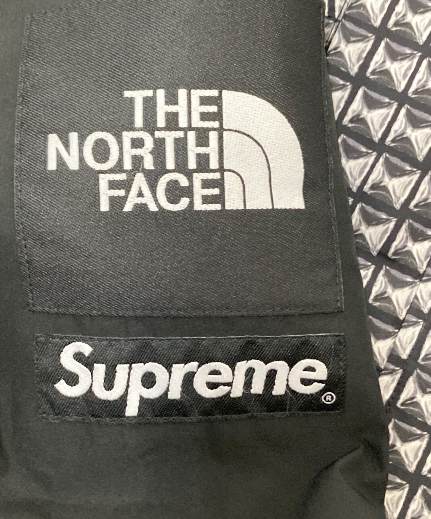 [Pre-owned] SUPREME Studded Mountain Light Jacket NP12103I