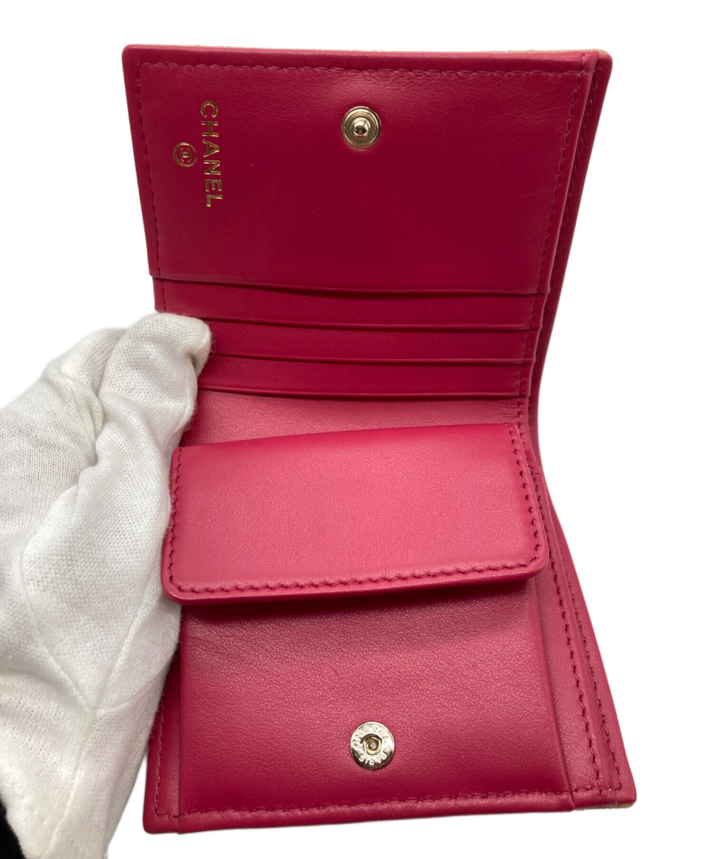 [Pre-owned] CHANEL Matelassé Coco mark small wallet AP3185.