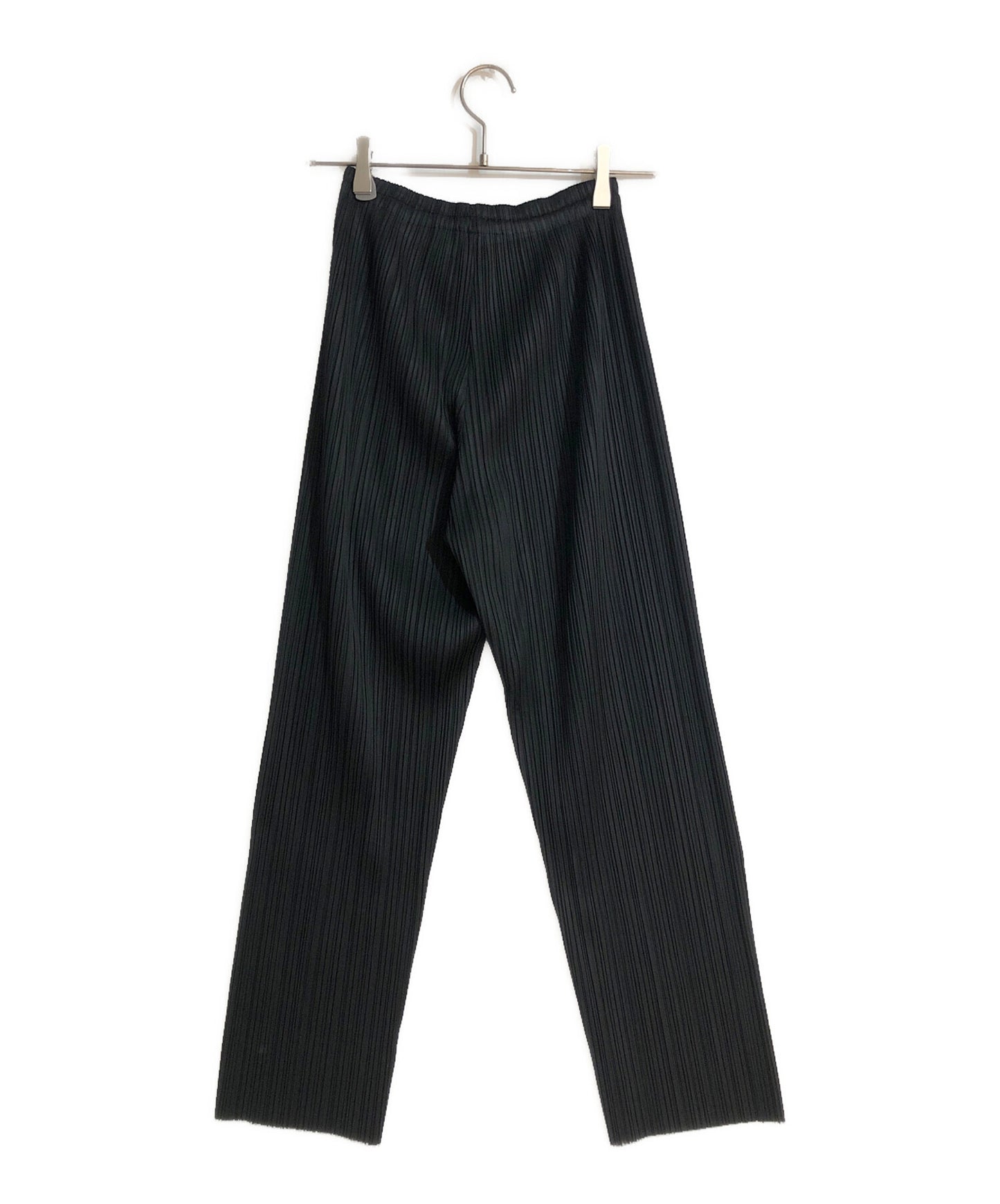 [Pre-owned] ISSEY MIYAKE Pleated straight pants IM23-JF399