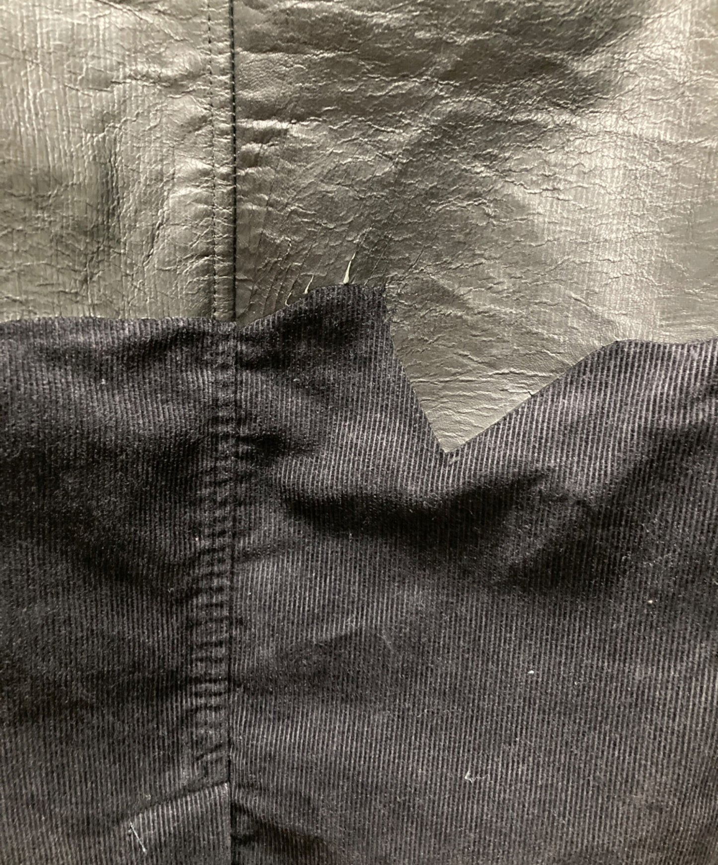 [Pre-owned] Yohji Yamamoto pour homme Leather and Corduroy Chester Coat HY-J73-705