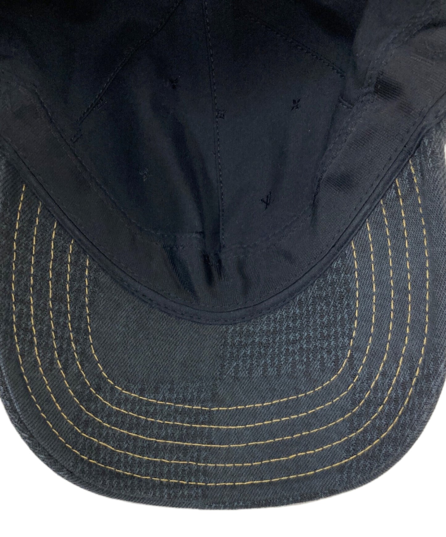 [Pre-owned] LOUIS VUITTON Damier/Black denim cap M7722L
