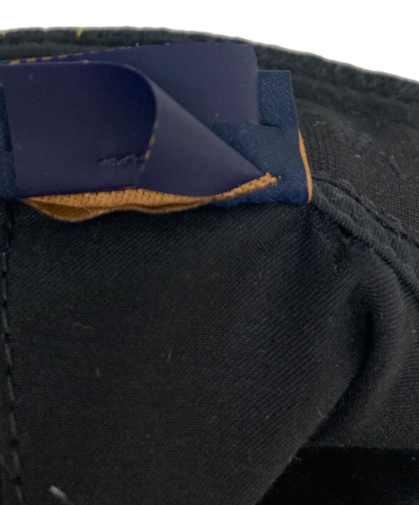 [Pre-owned] LOUIS VUITTON Damier/Black denim cap M7722L