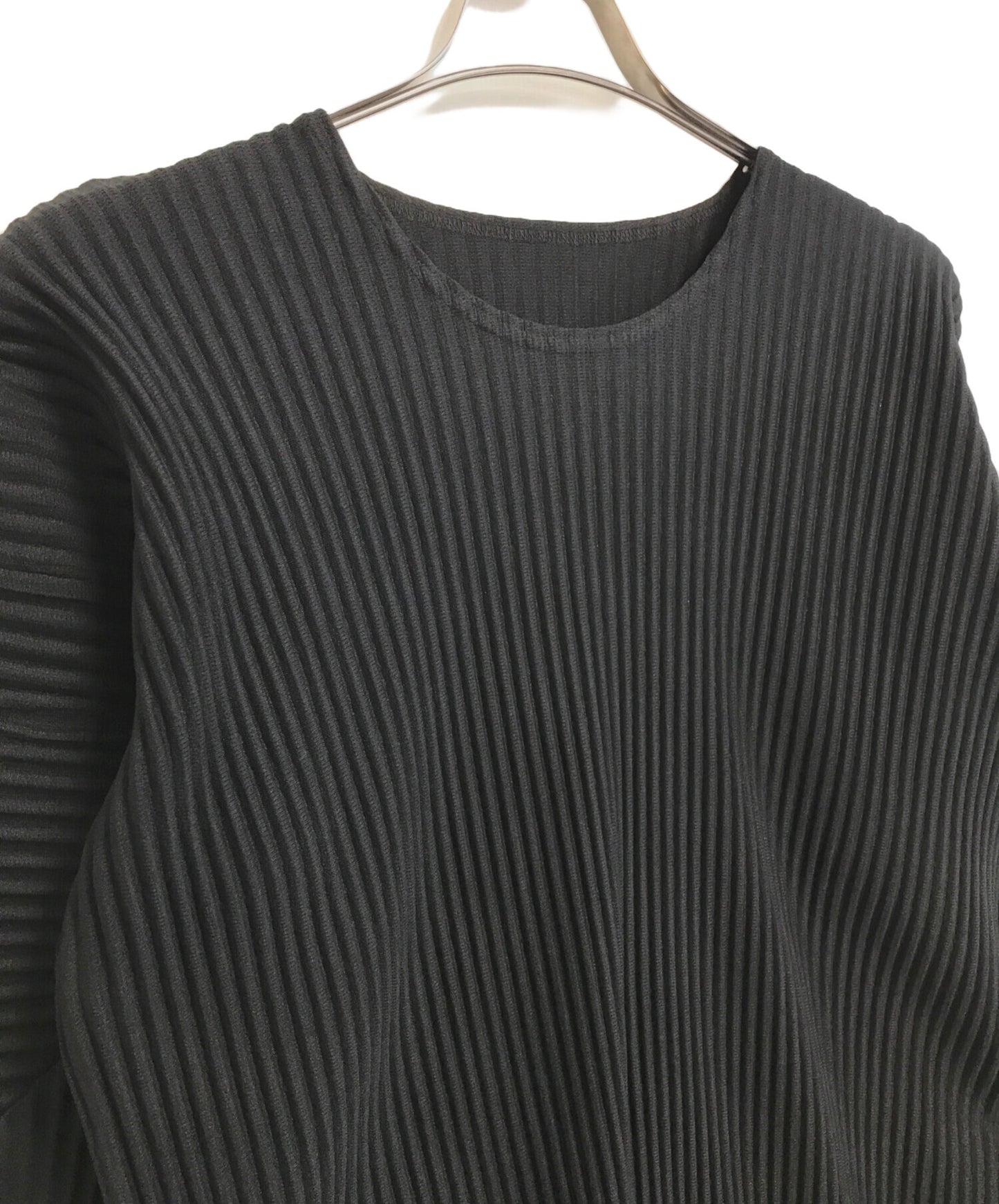 [Pre-owned] HOMME PLISSE ISSEY MIYAKE pleated knit HP55-JK421