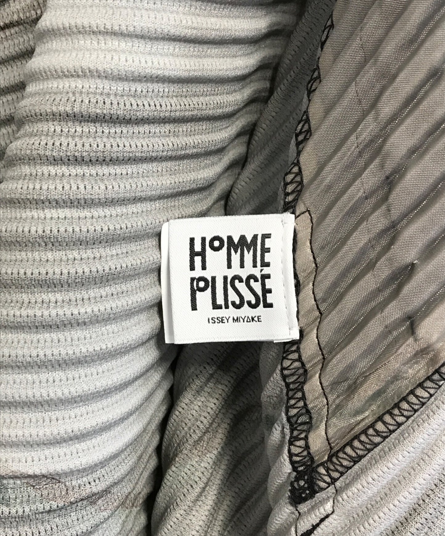 [Pre-owned] HOMME PLISSE ISSEY MIYAKE Striped all-over pleated jacket HP43-JC366